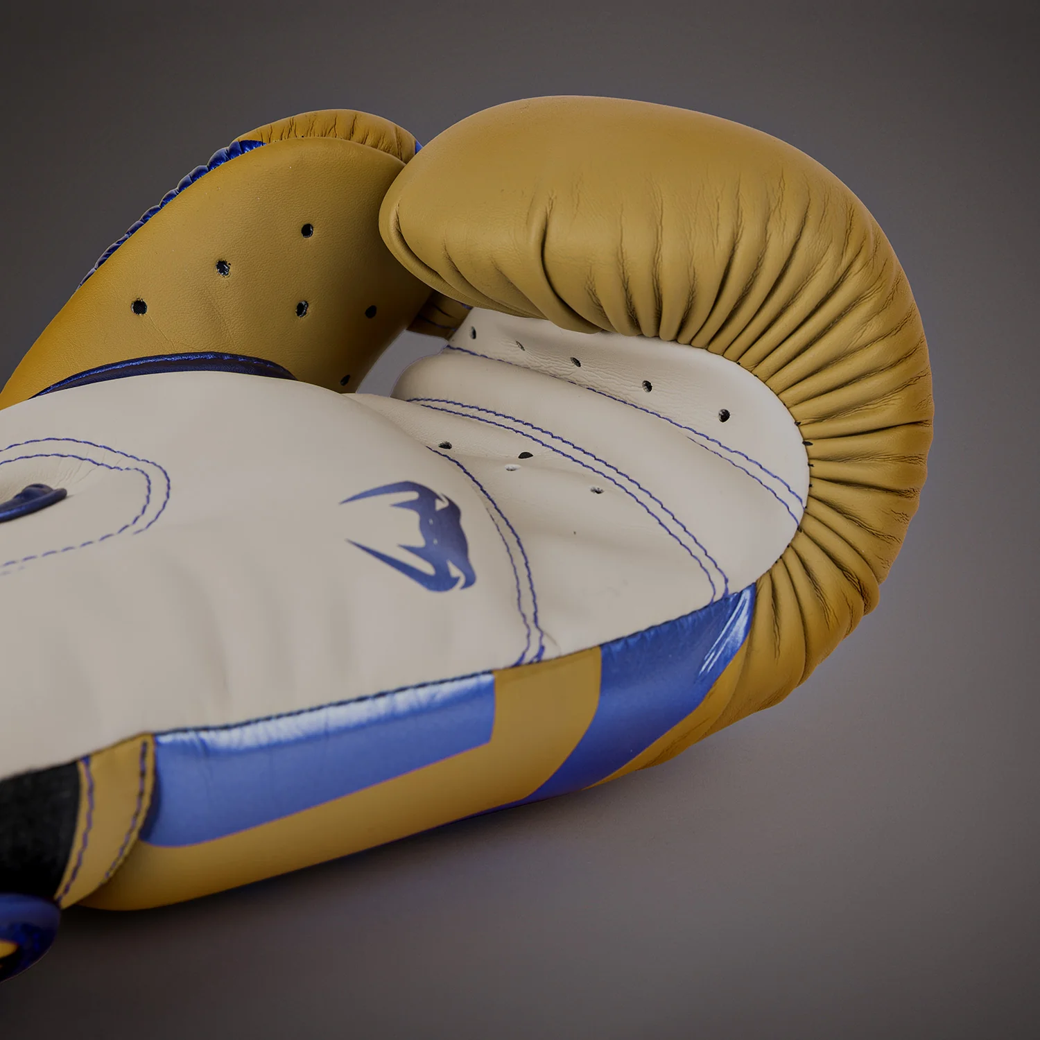 Venum Elite Boxing Gloves - Camel - Special Edition - Image 4