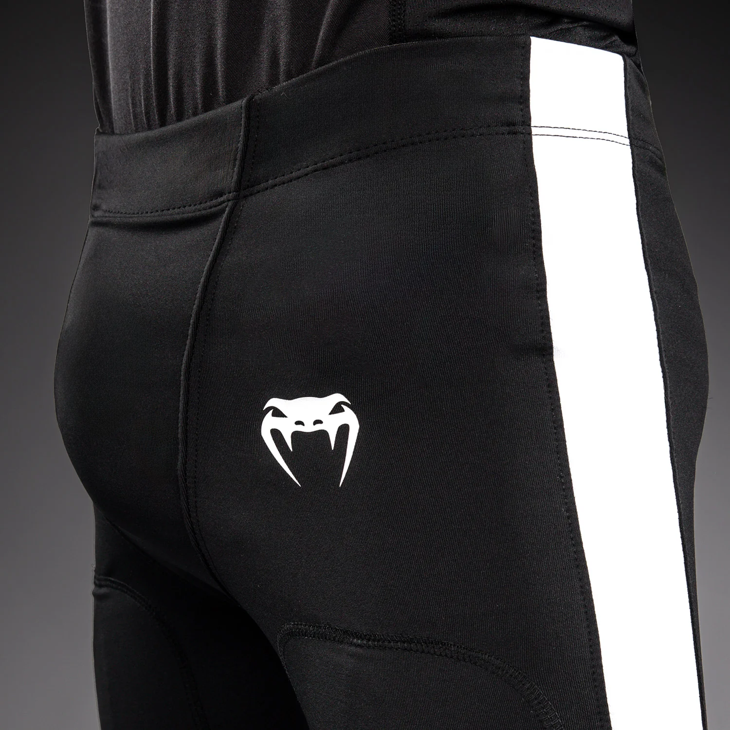 Venum Elite Kids Football Compression Shorts - Black - Image 4