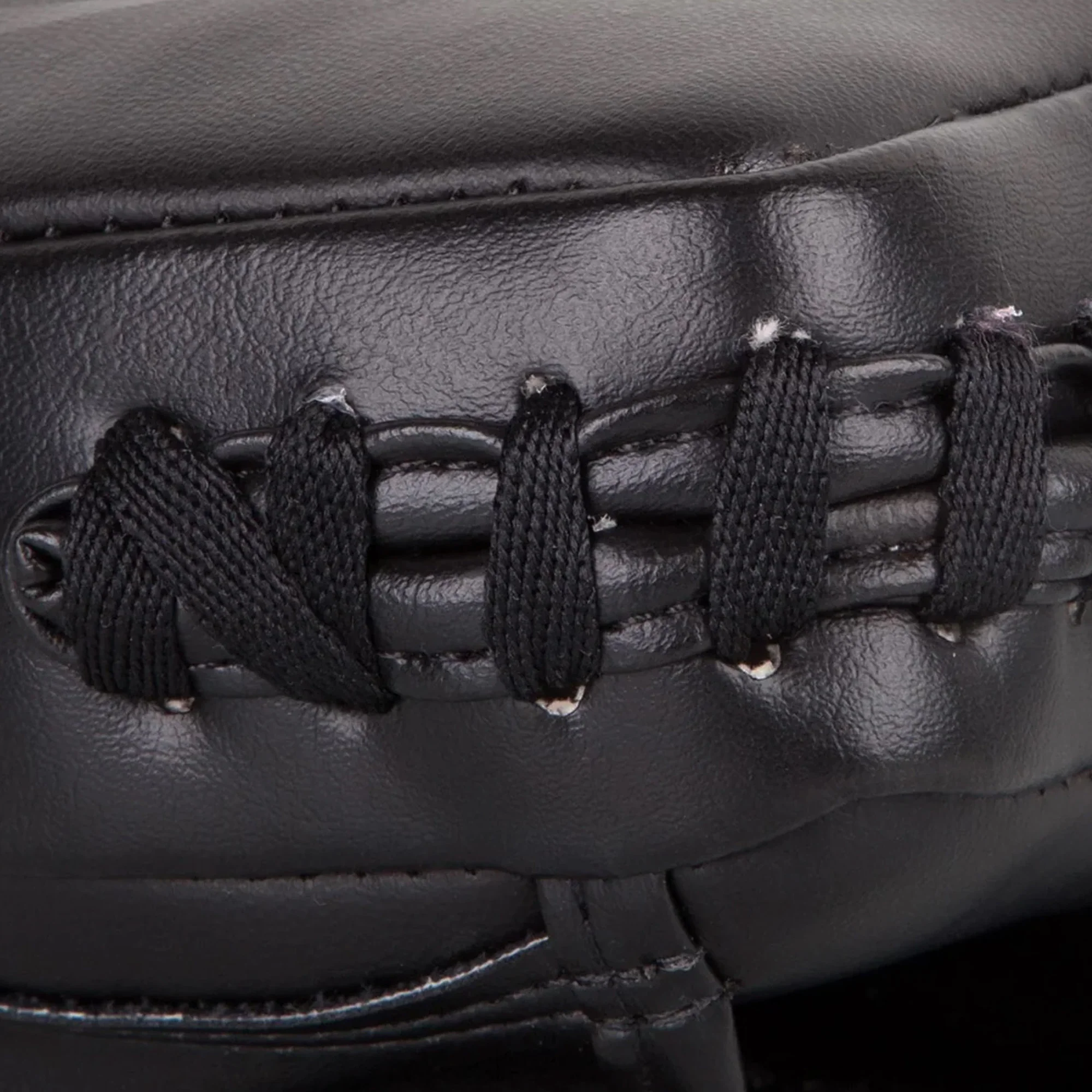 Venum Elite Mini Focus Mitts - Image 5