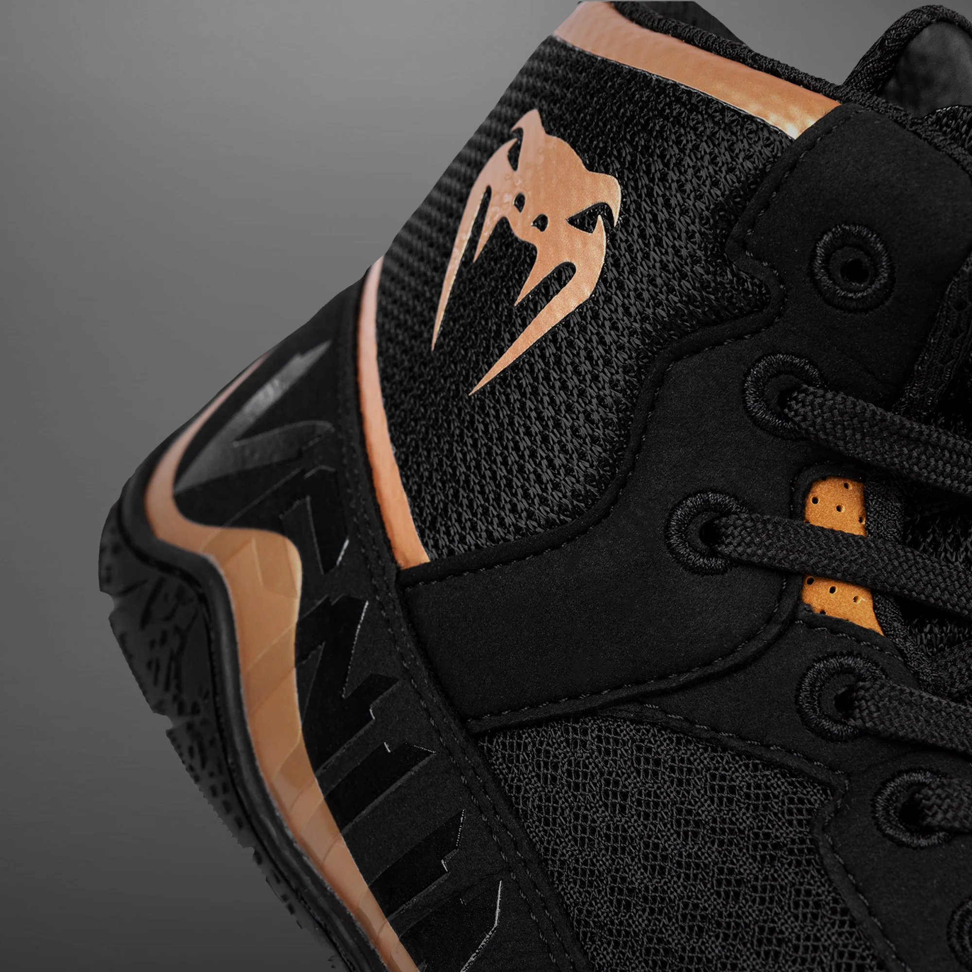 Venum Elite Wrestling Shoes - Black/Bronze - Image 6