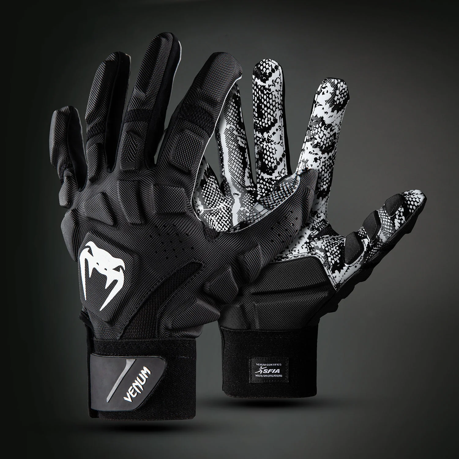 BLACK/WHITE Venum Elite Xtp Football Gloves