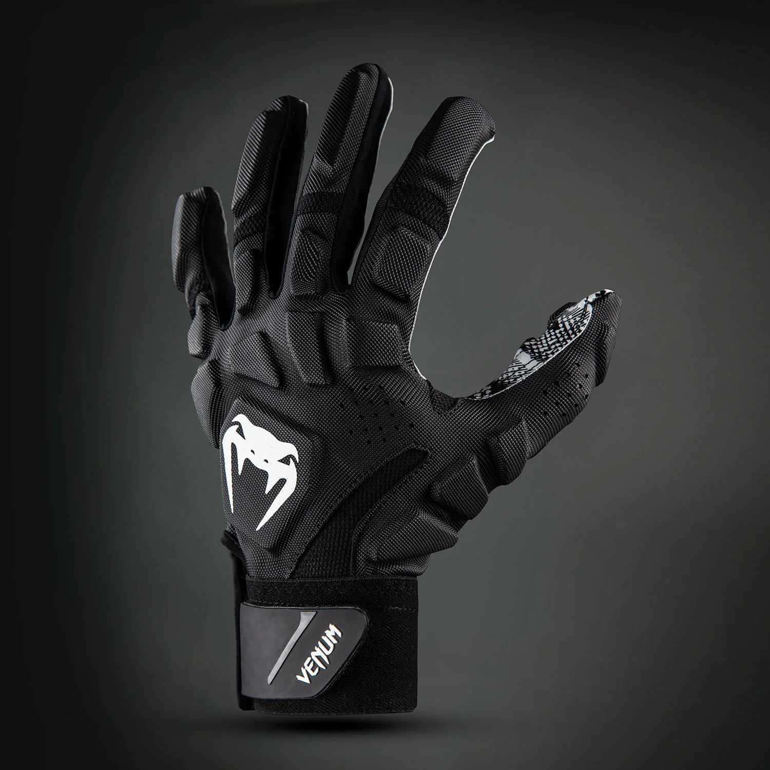 BLACK/WHITE Venum Elite Xtp Football Gloves - Image 2