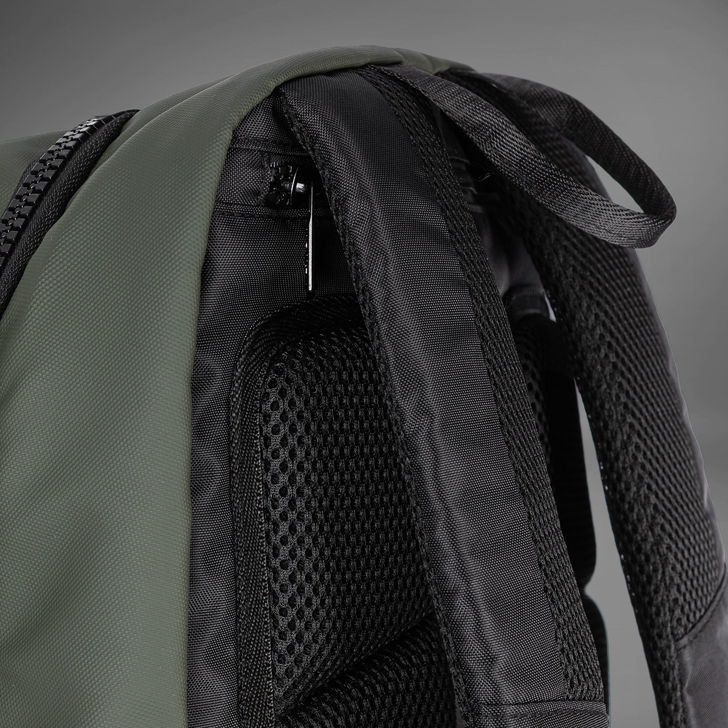 Venum Evo 2 Backpack (20-25L) - Black/Khaki - Image 4