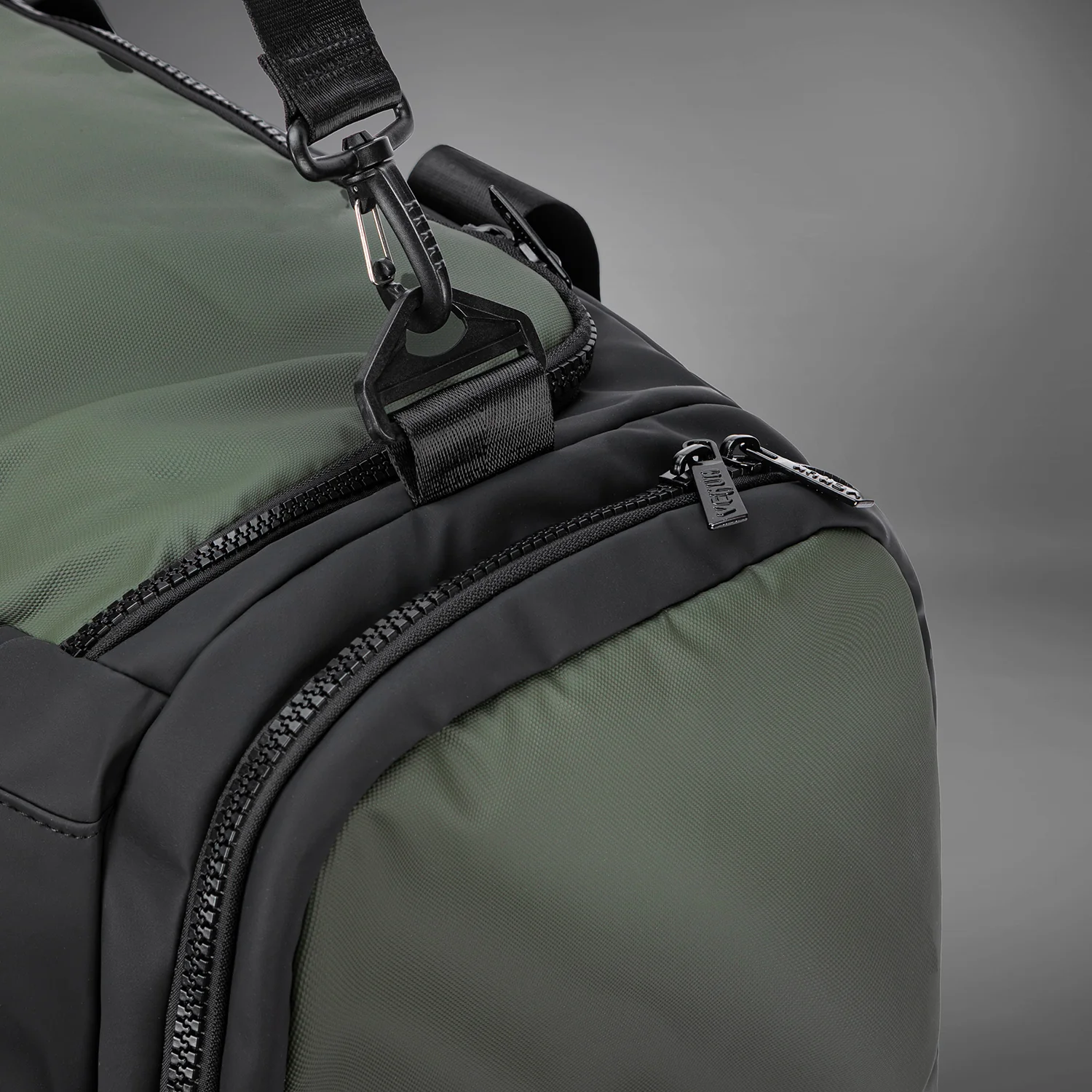 Venum Evo 2 Trainer Lite Duffle Bag (55-63L) - Black/Khaki - Image 3