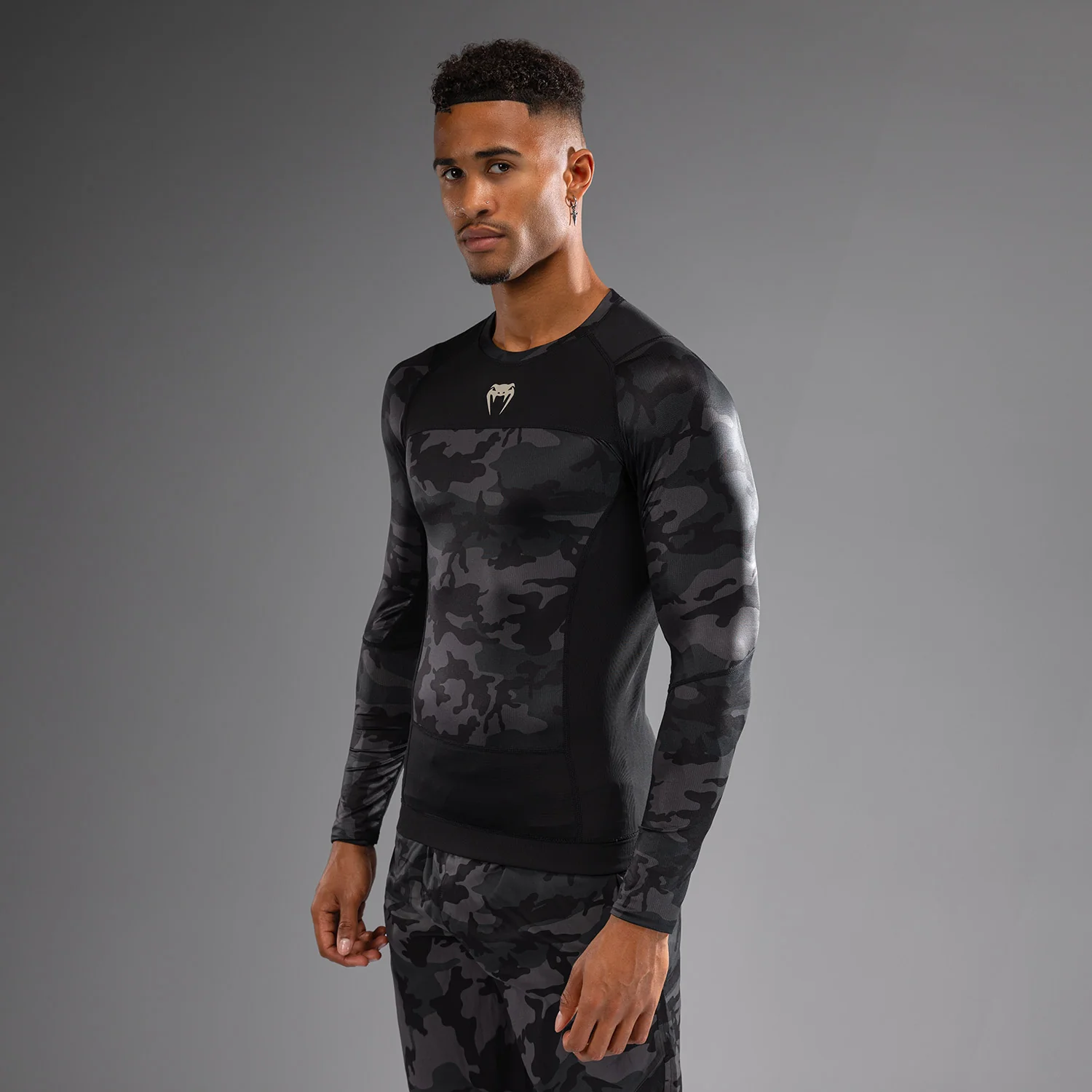 Venum G-Fit Air Men's Long Sleeve Rashguard - Digital Urban Camo - Image 2
