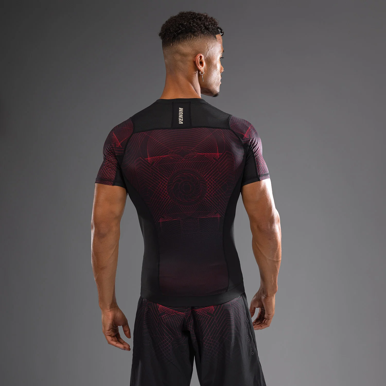 Venum G-Fit Air Men's Short Sleeve Rashguard - Deep Black/Fire Red - Image 5