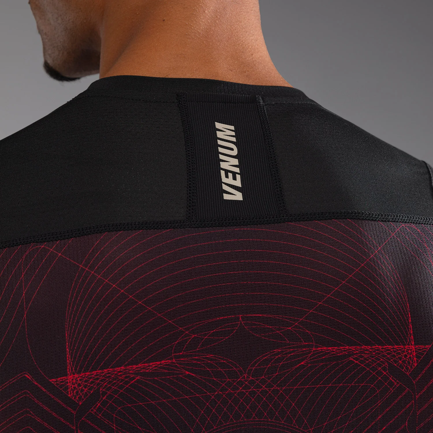 Venum G-Fit Air Men's Short Sleeve Rashguard - Deep Black/Fire Red - Image 6
