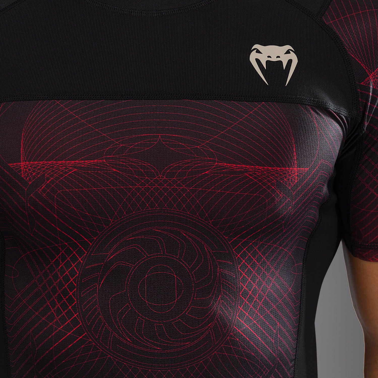 Venum G-Fit Air Men's Short Sleeve Rashguard - Deep Black/Fire Red - Image 7
