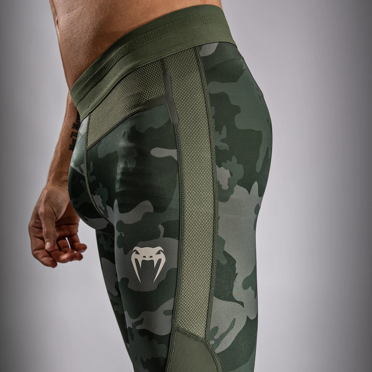 Venum G-Fit Air Men's Spats - Army Camo - Image 6