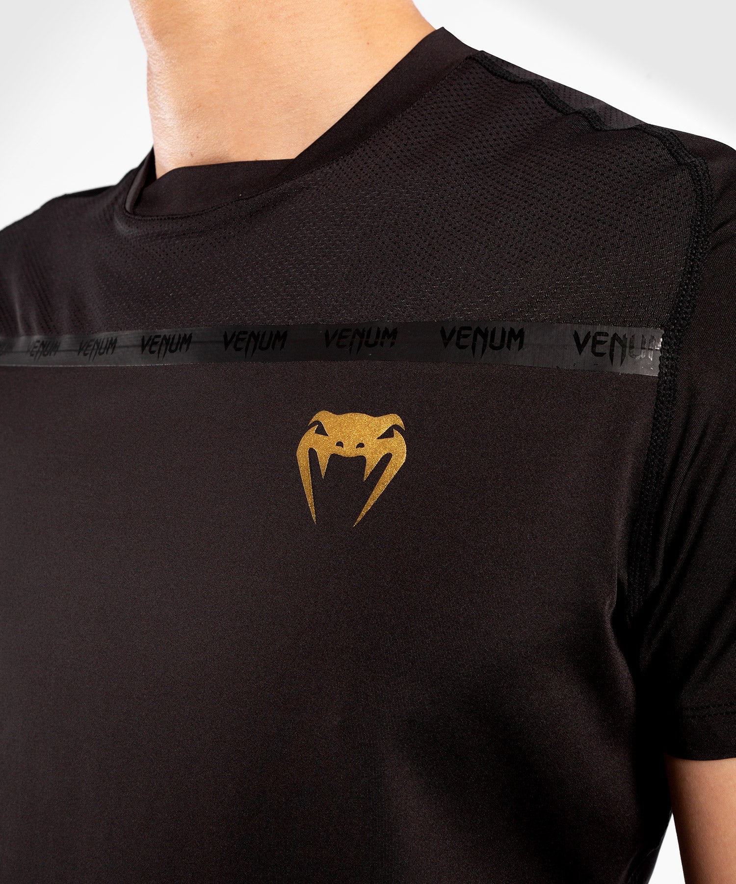 Venum G-Fit Dry-Tech T-shirt - Black/Gold - Image 4