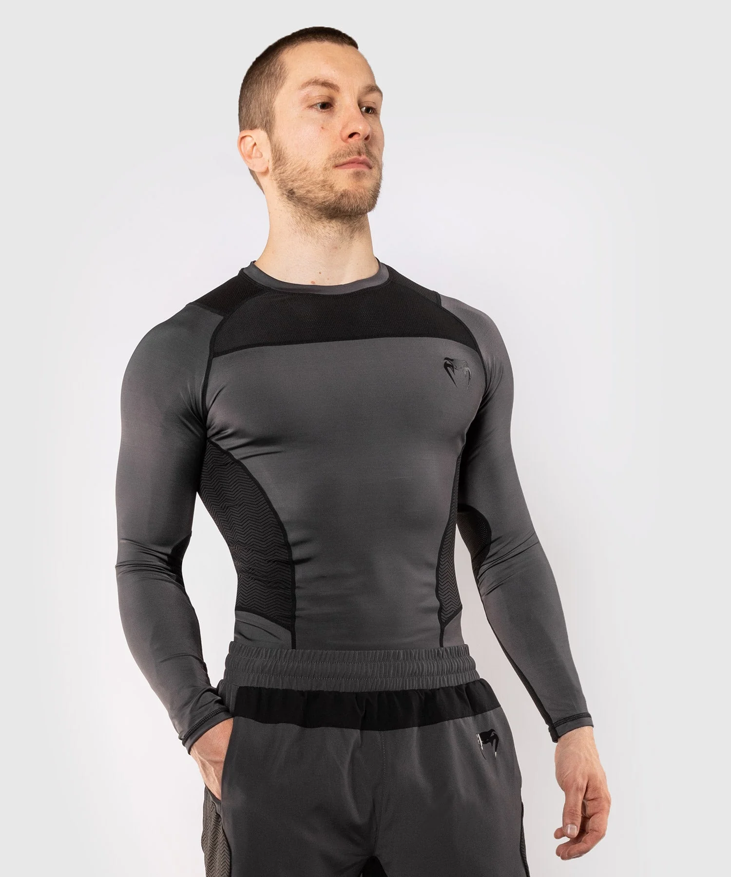 Venum G-Fit Rashguard - Long Sleeves - Grey/Black - Image 10