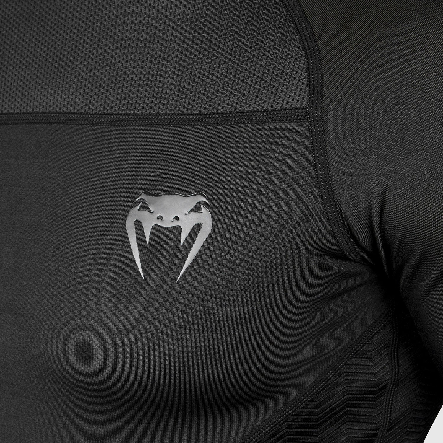 Venum G-Fit Rashguard - Short Sleeves - Black - Image 6