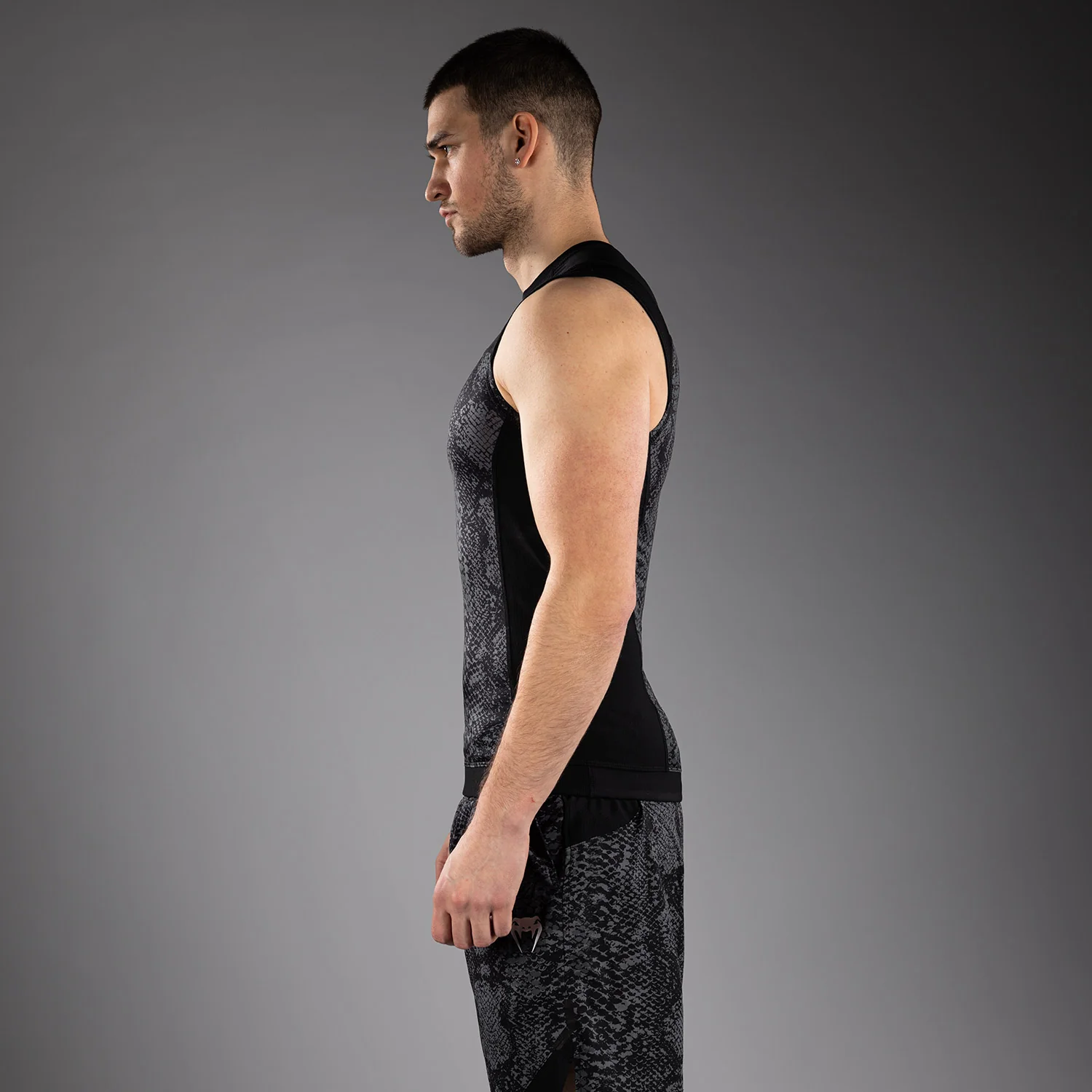 Venum G-Fit Scales Sleeveless Rashguard - Black/ Charcoal Grey - Image 2