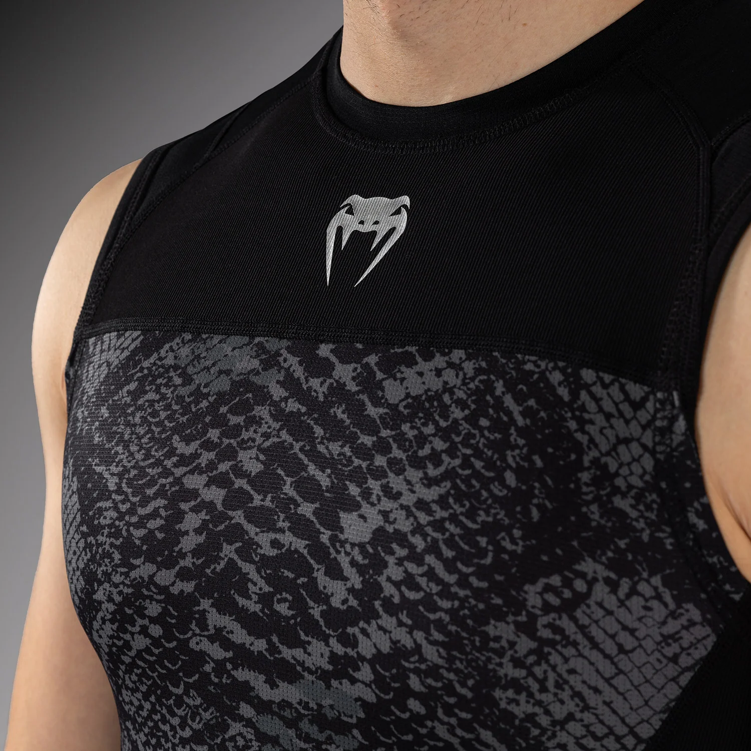 Venum G-Fit Scales Sleeveless Rashguard - Black/ Charcoal Grey - Image 5