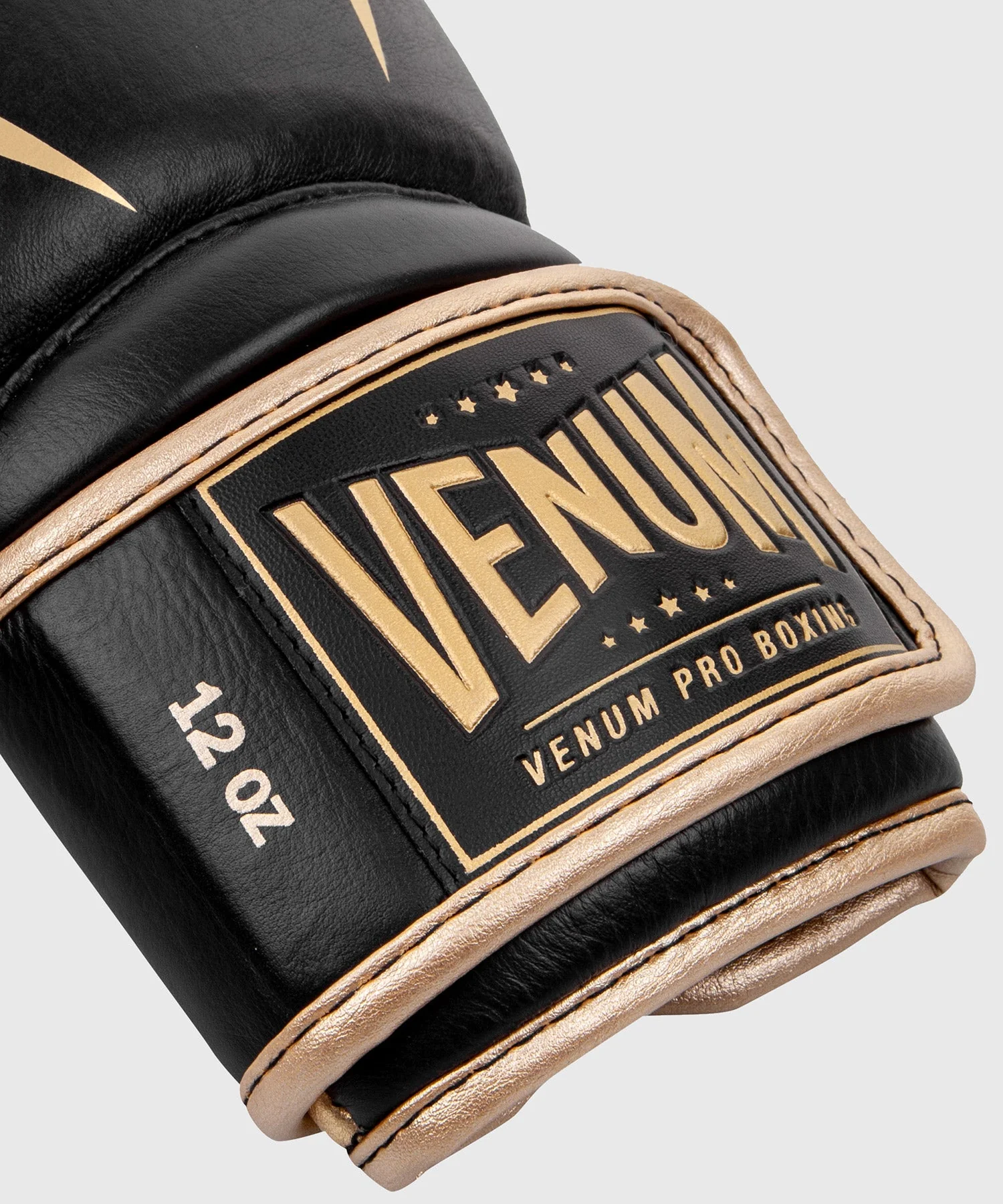 Venum Giant 2.0 Pro Boxing Gloves Velcro - Black/Gold - Image 4