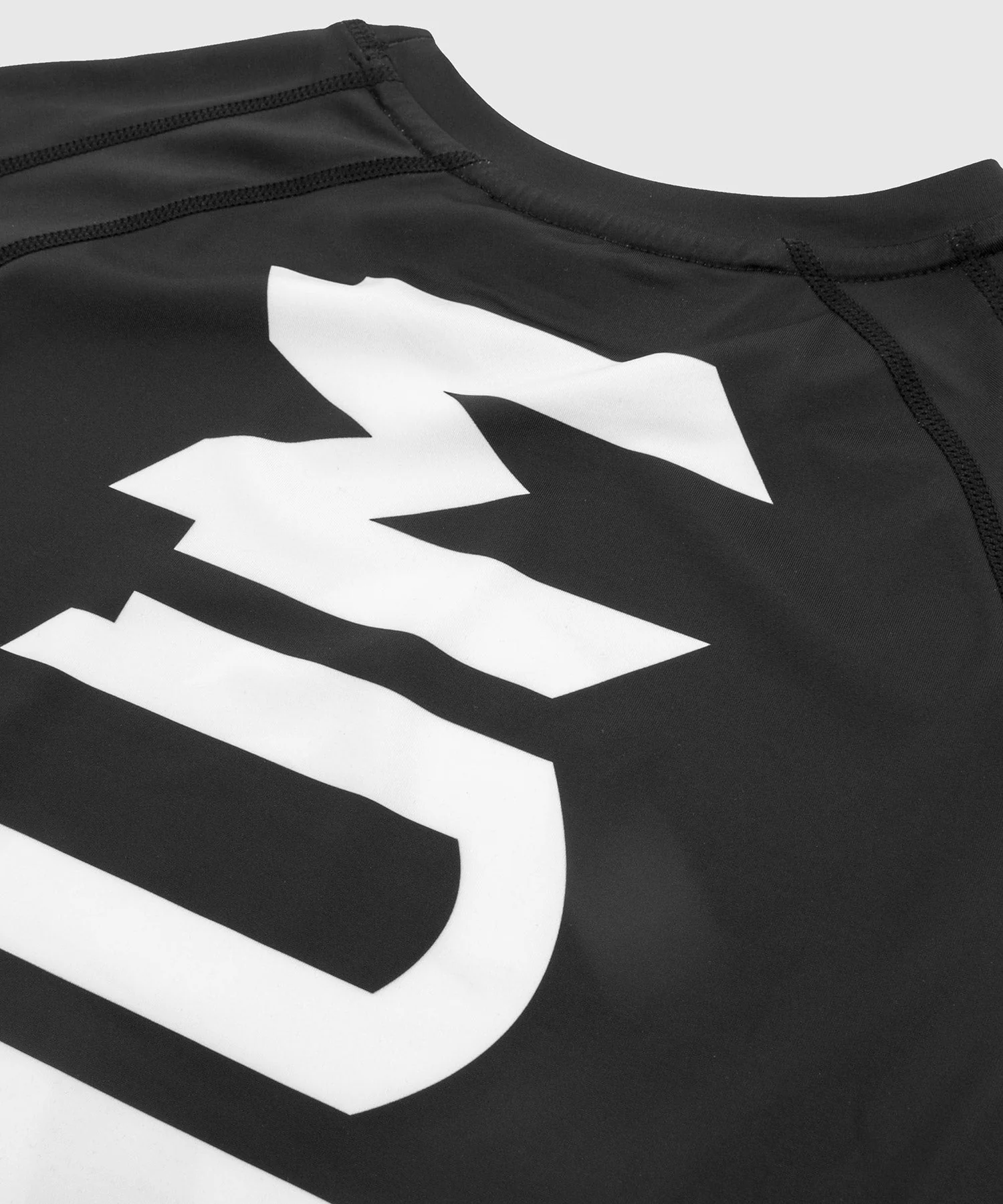 Venum Giant Rashguard - Long Sleeves - Black - Image 5