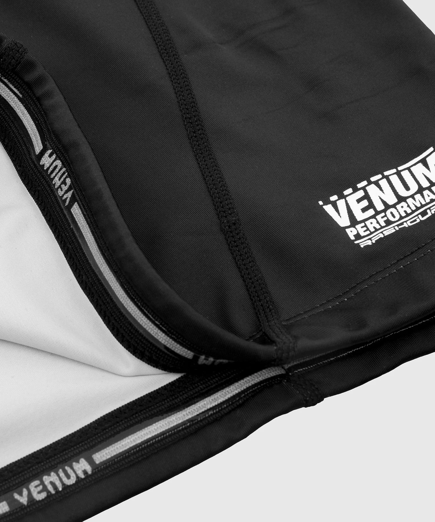 Venum Giant Rashguard - Long Sleeves - Black - Image 6