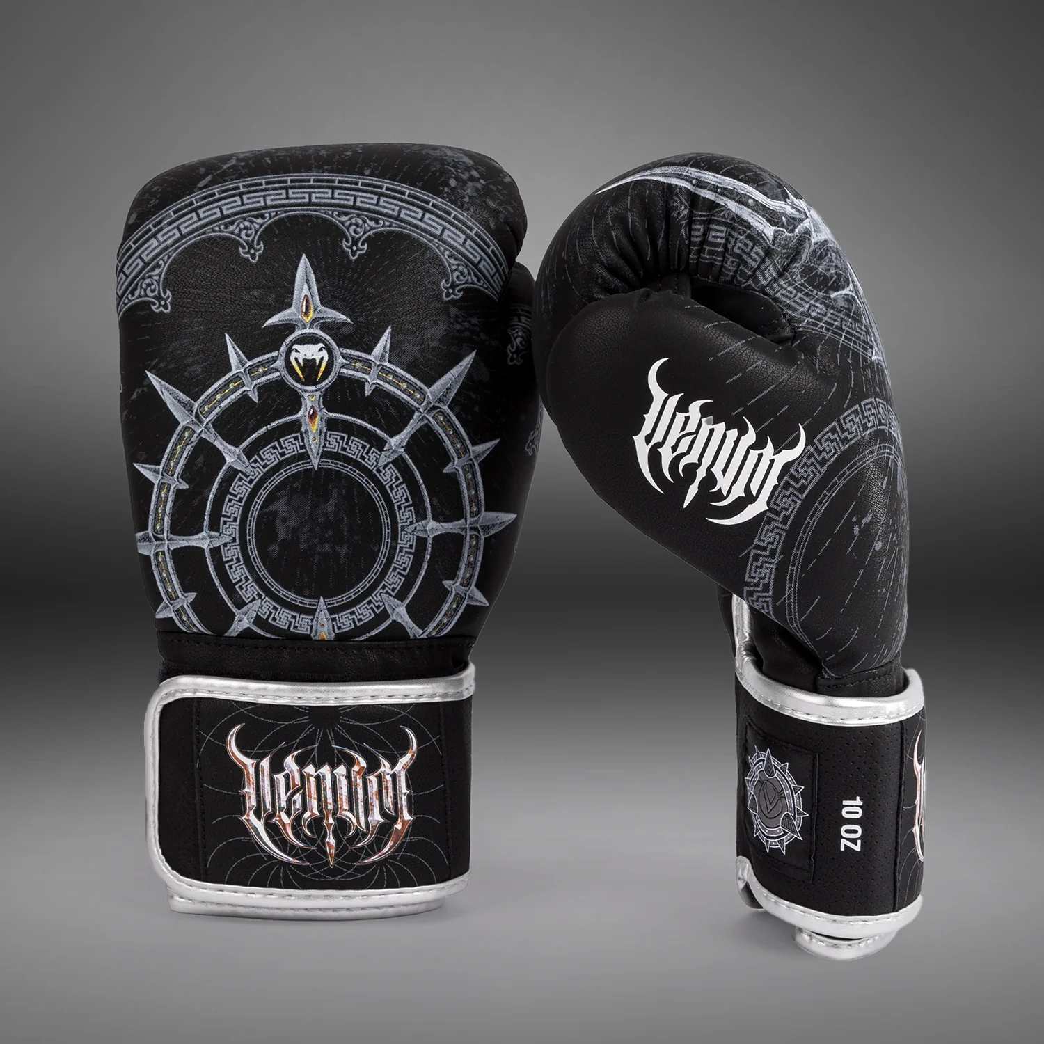 Venum Gladiator 5.0 Boxing Gloves - Black/Silver - Image 3