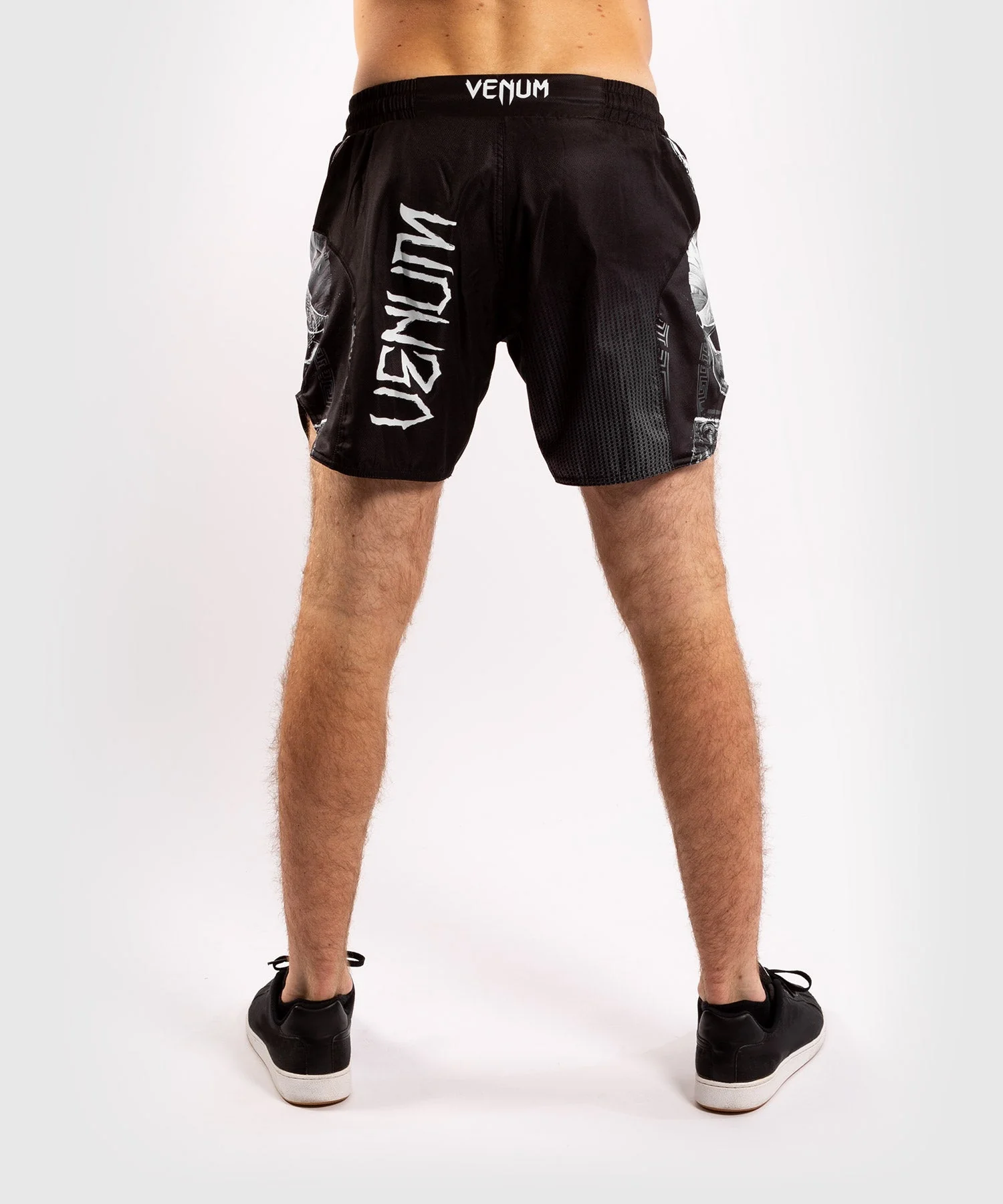 Venum GLDTR 4.0 Fightshorts - Image 2