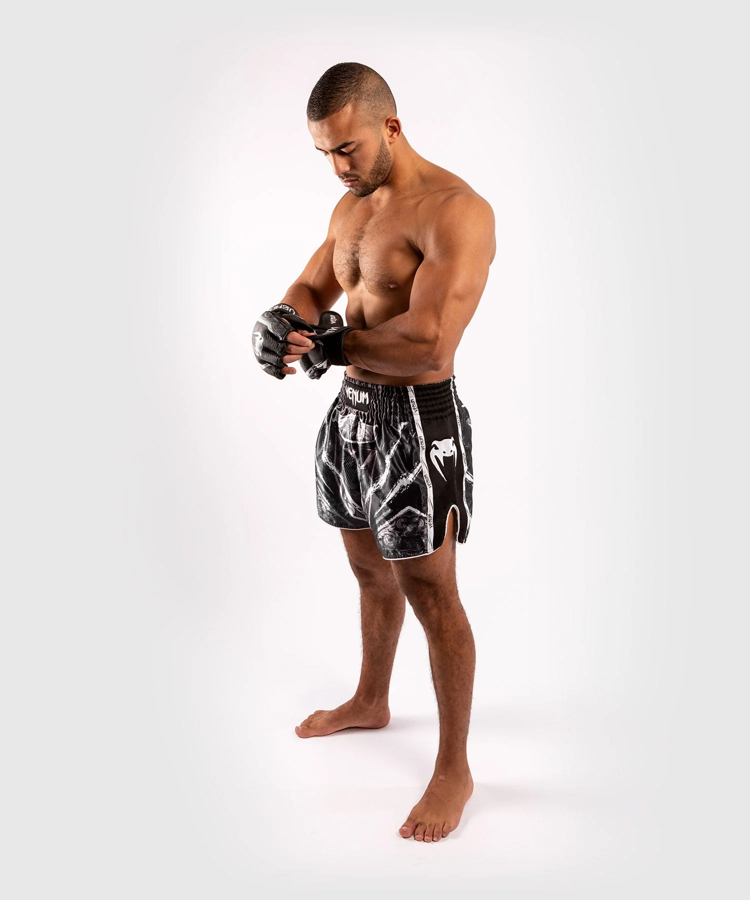 Venum GLDTR 4.0 Muay Thai Shorts - Image 9