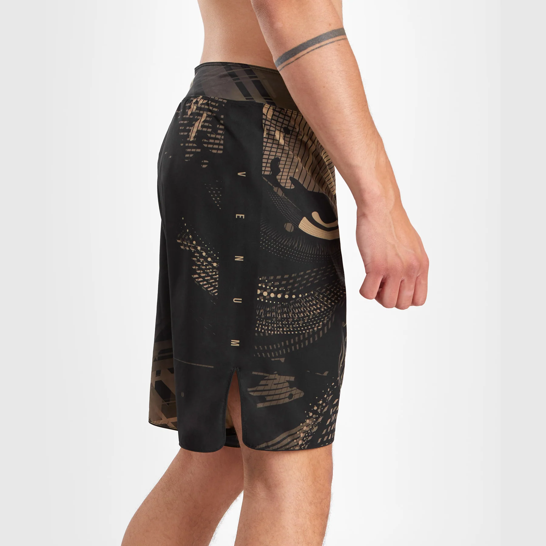 Venum Gorilla Jungle Fightshort - Black/Sand - Image 3