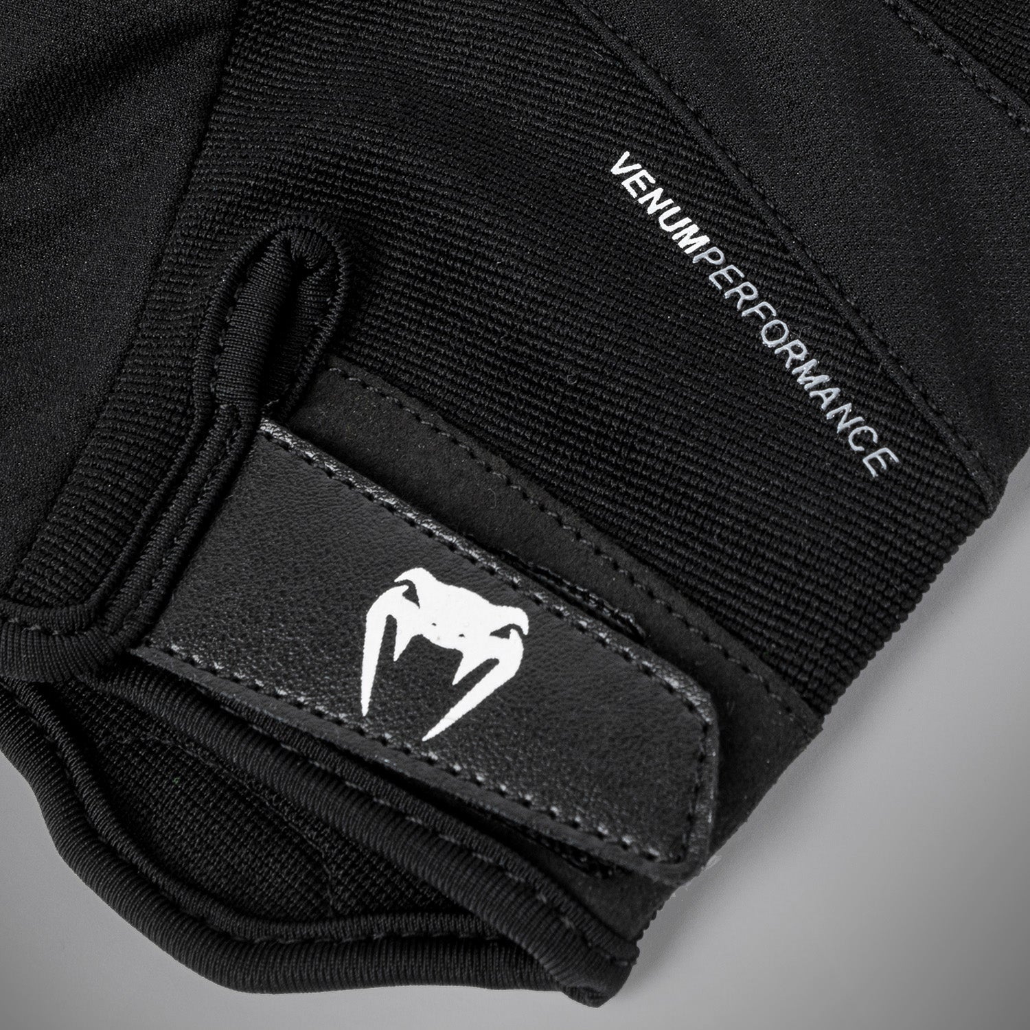 Venum HyperLift 2.0 Weightlifting Gloves - Image 5