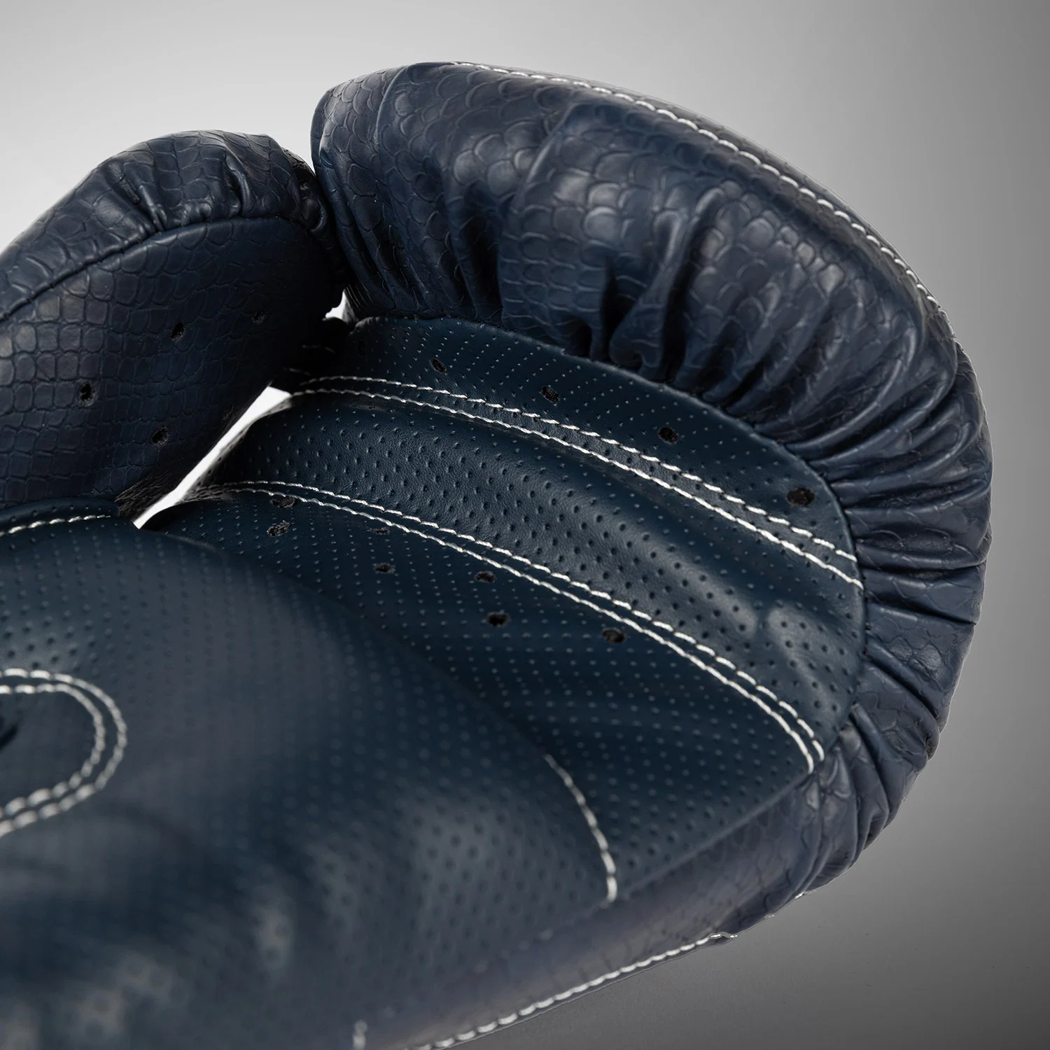 Venum Impact Evo Scales Boxing Gloves - Midnight Blue - Image 6