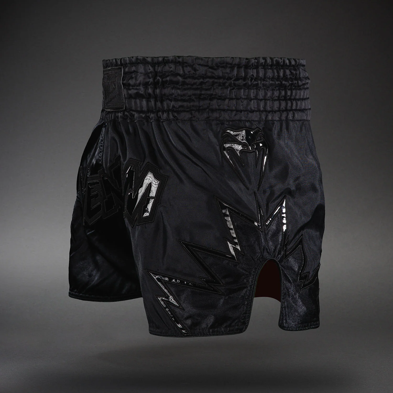 Venum Inferno 2.0 Muay Thai Shorts - Black/Grey - Image 2