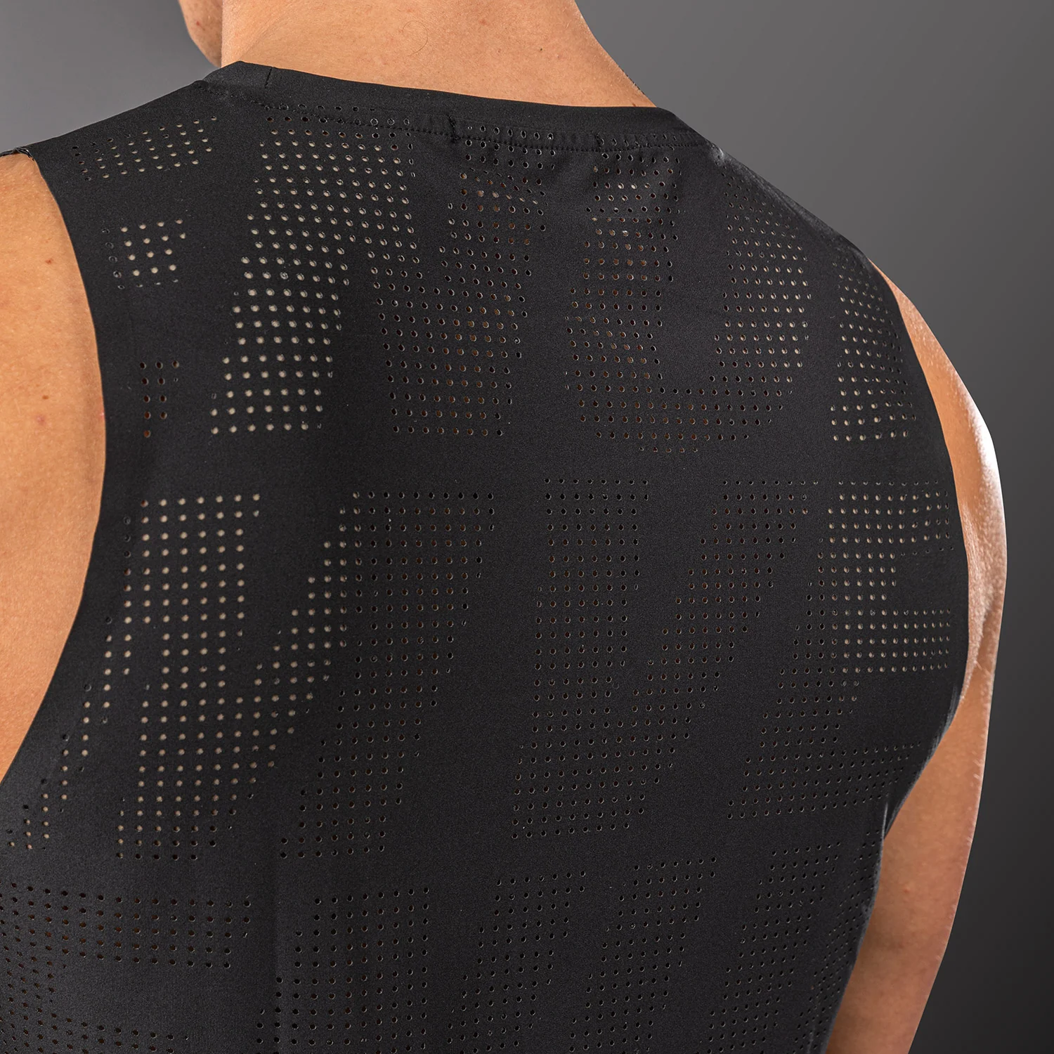 Venum Lazer Tank Top - Black/Grey - Image 7