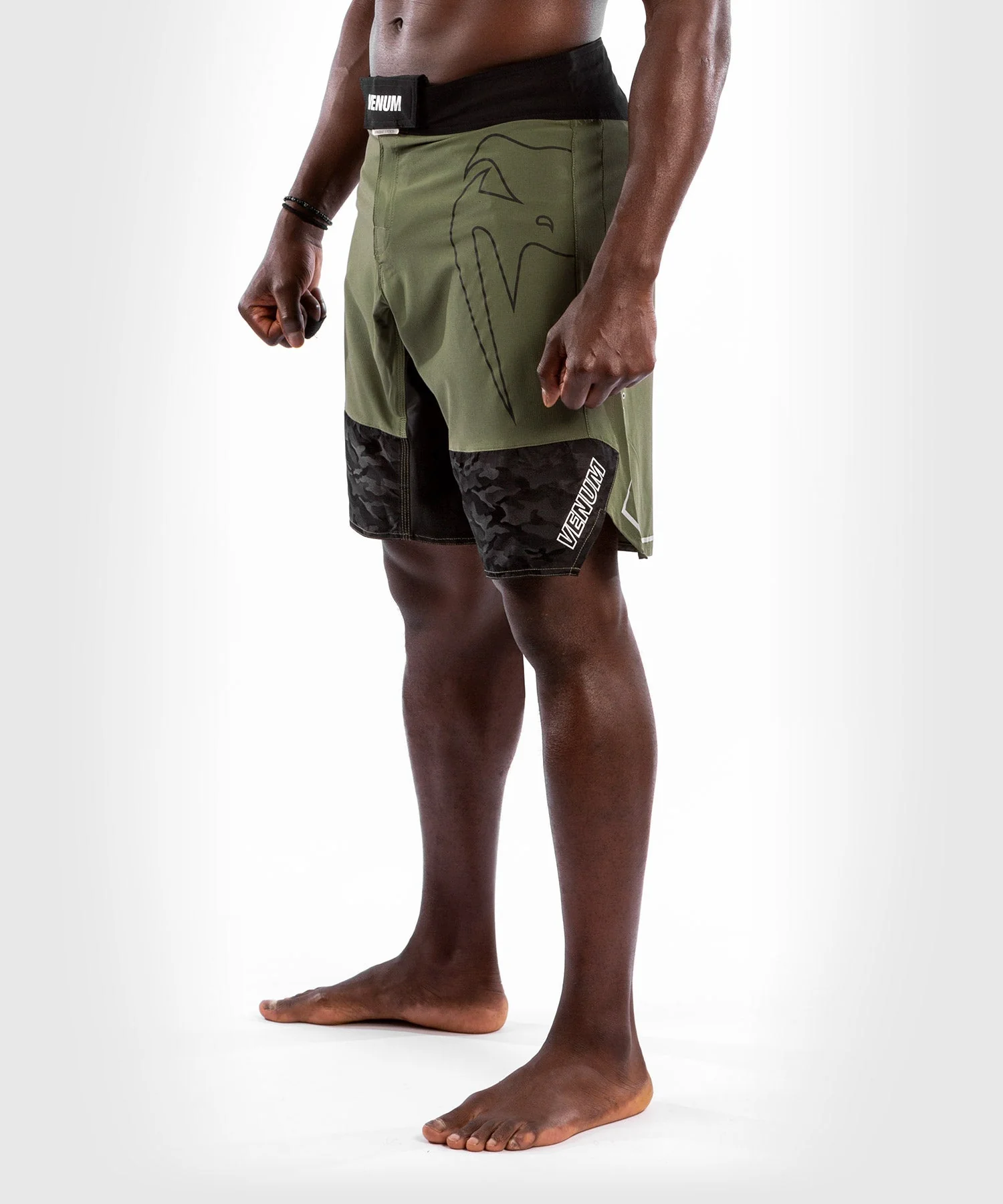 Venum Light 4.0 Fightshort - Khaki/Silver - Image 3