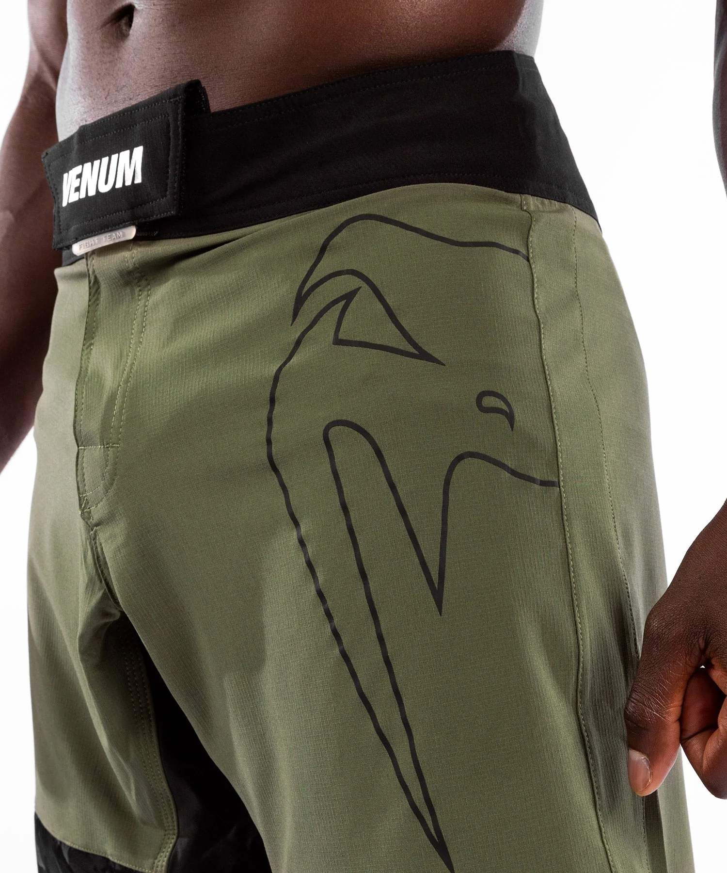 Venum Light 4.0 Fightshort - Khaki/Silver - Image 5