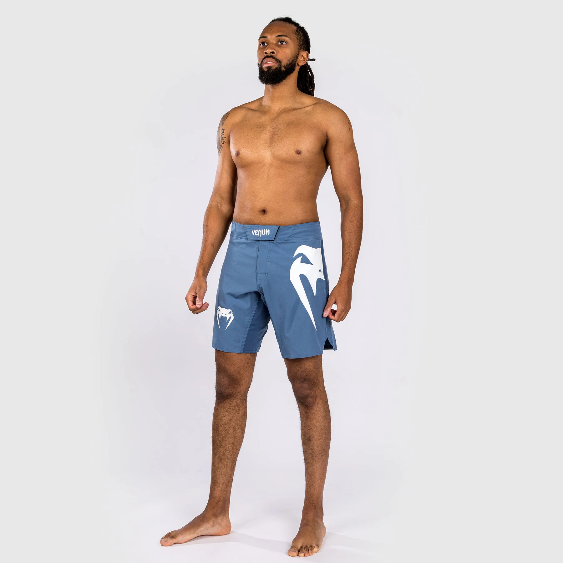 Venum Light 5.0 Fightshort - Blue/White - Image 2
