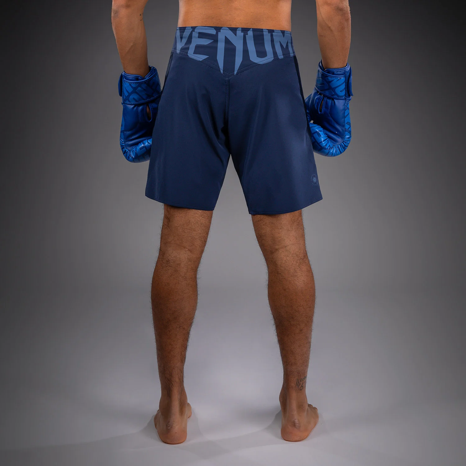Venum Light 5.0 Fightshorts - Blue/Sky Blue - Image 3