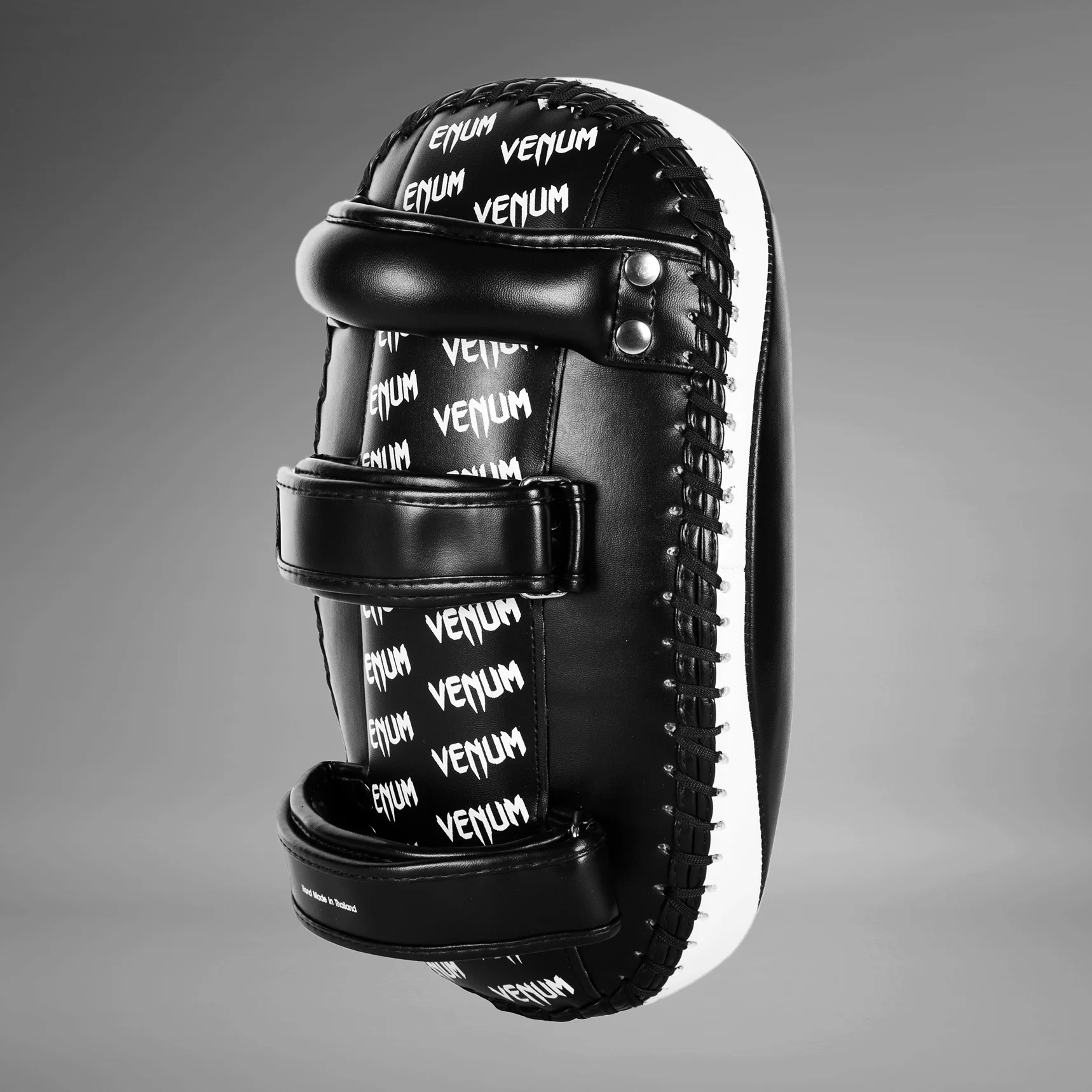 Venum Light Kick Pads - Skintex Leather - Black/Ice (Pair) - Image 2