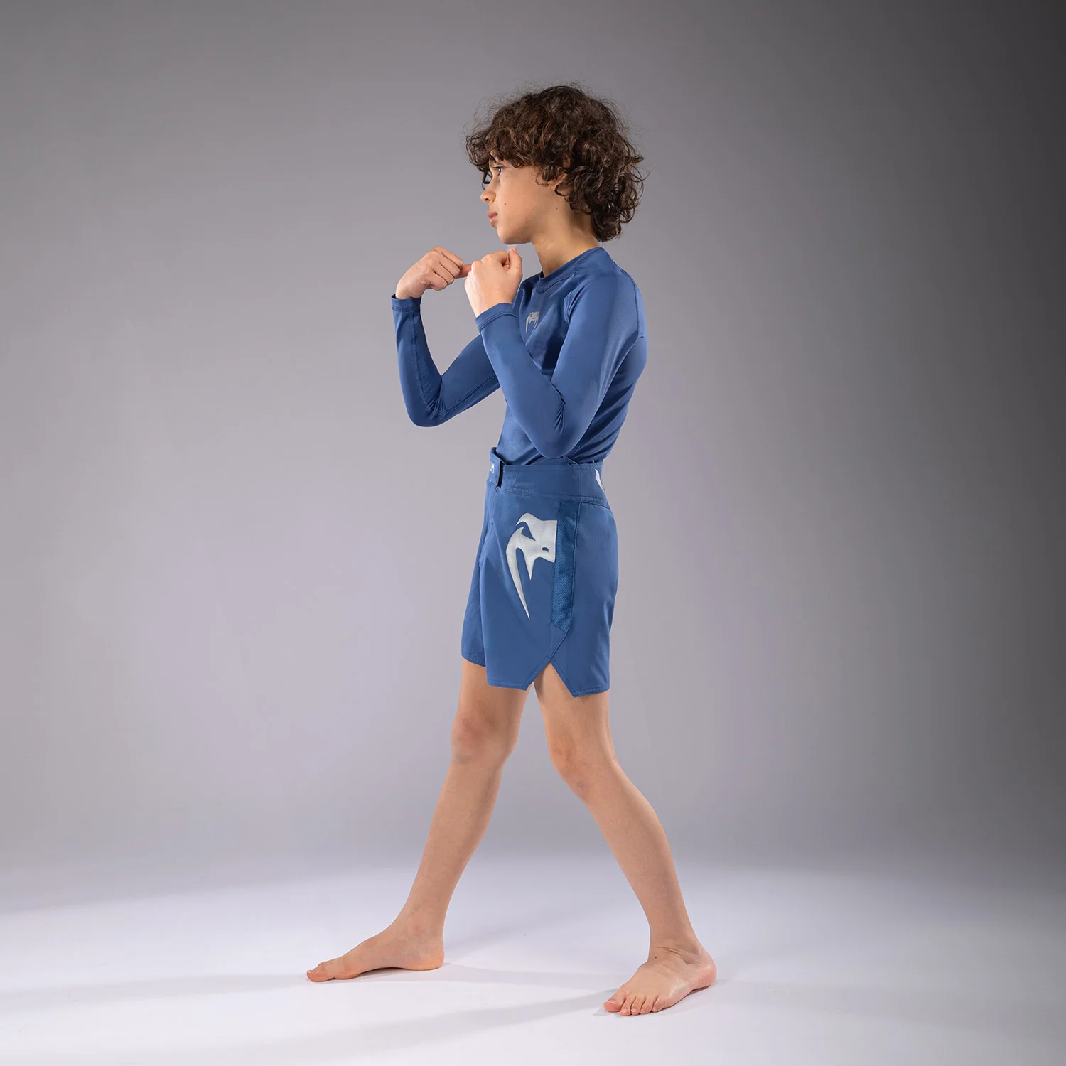 Venum Light Kids Fight Shorts - Royal Blue - Image 2