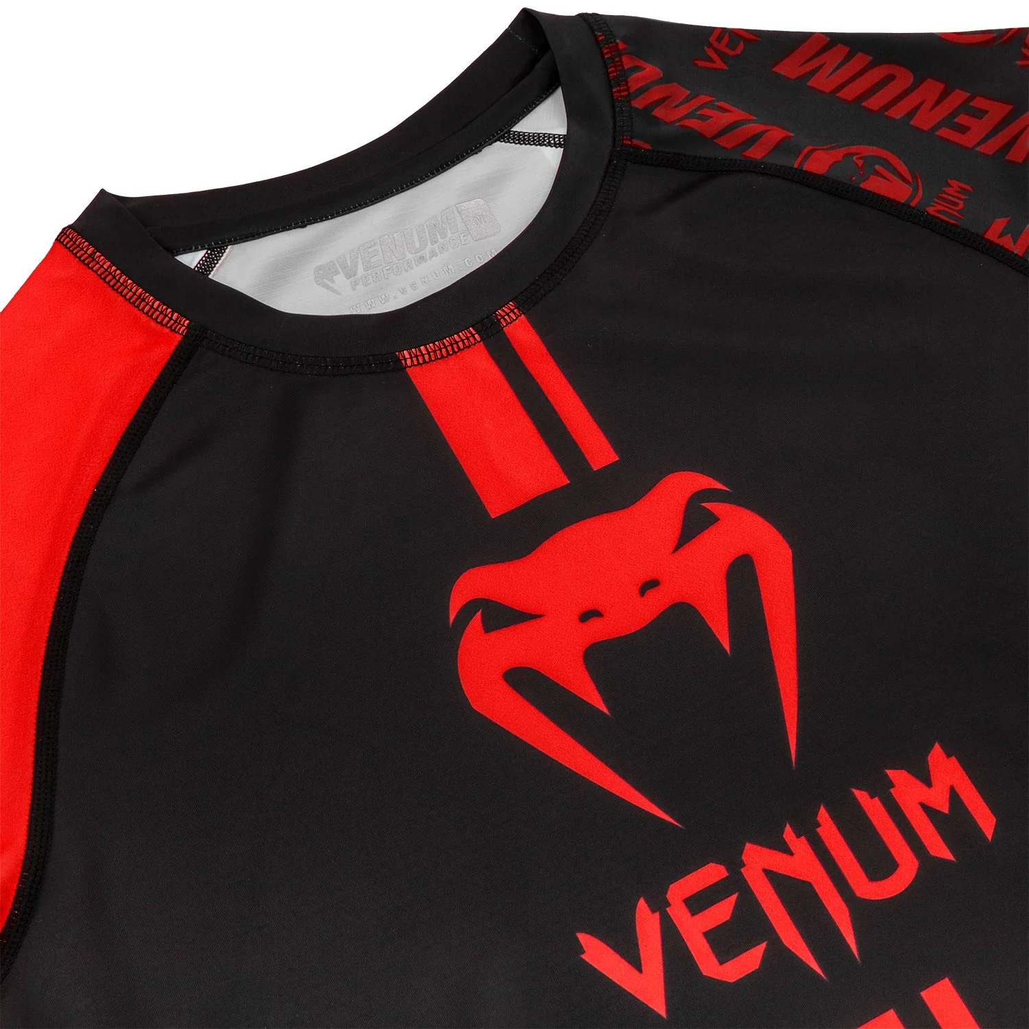 Venum Logos Rashguard - Long Sleeves - Black/Red - Image 5