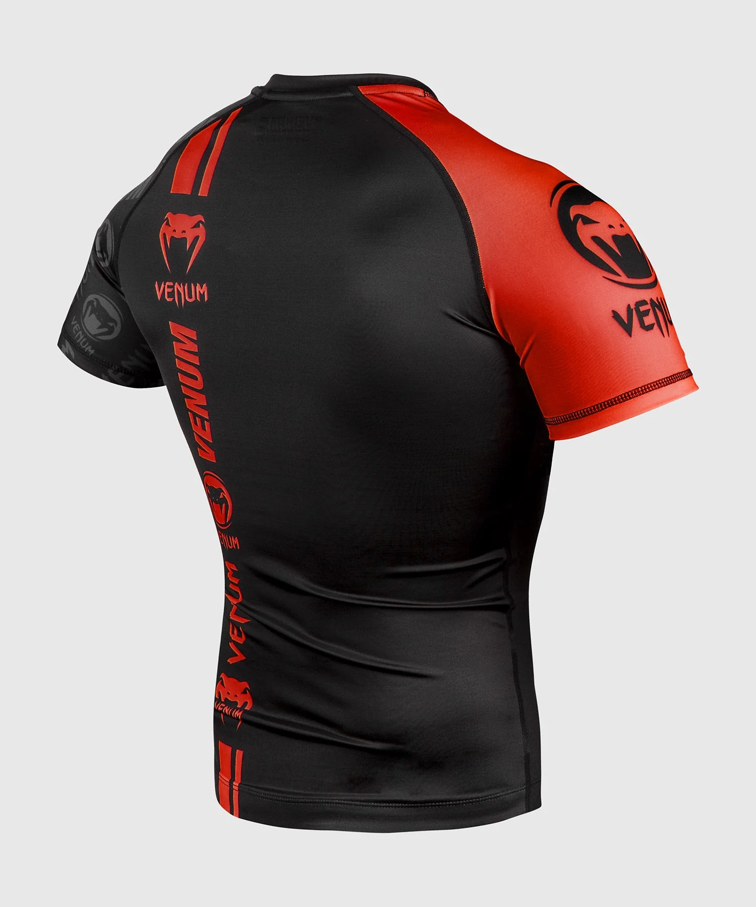 Venum Logos Rashguard - Short Sleeves - Black/Red - Image 4