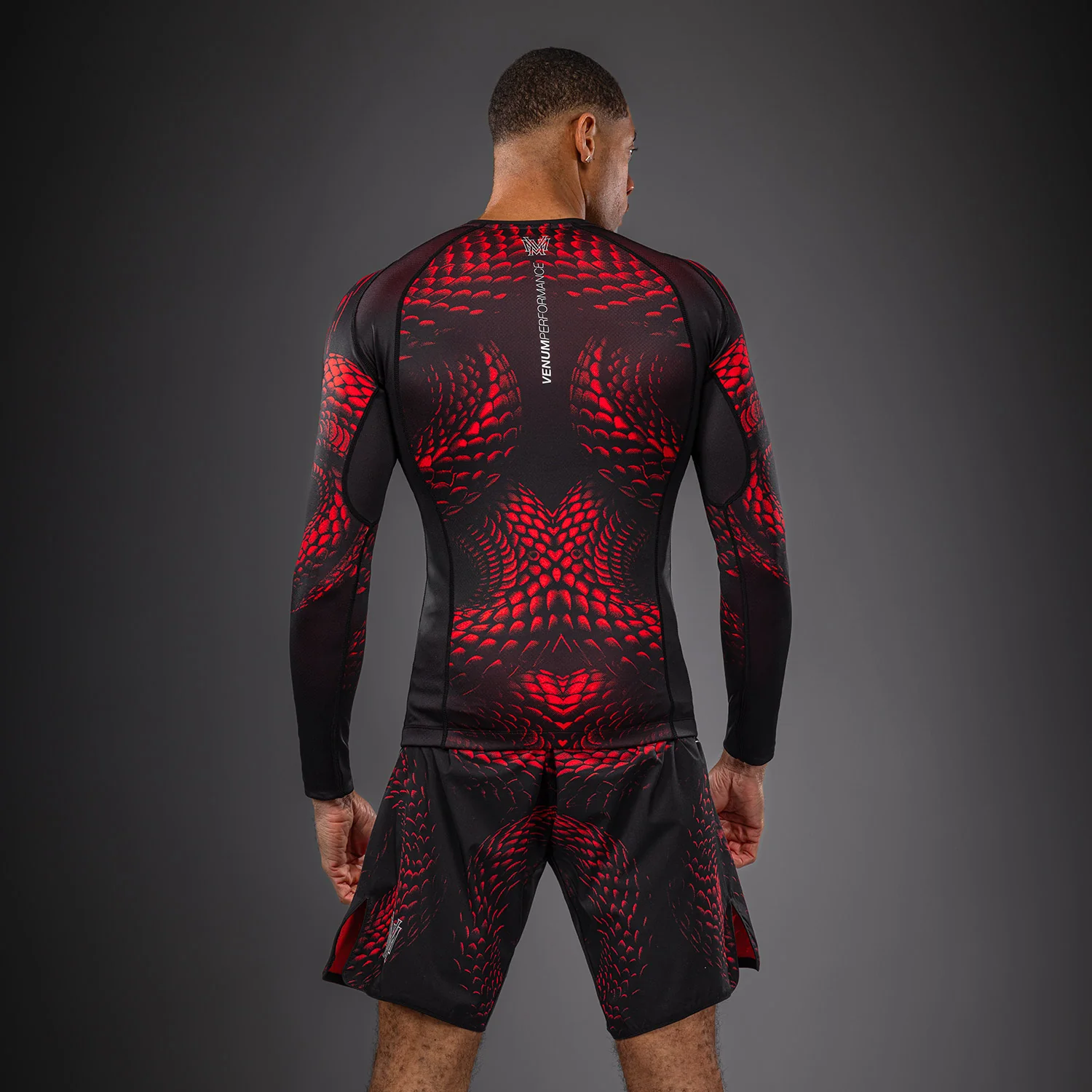 Venum Matupa Long Sleeve Rashguard - Black/Red/Silver - Image 4