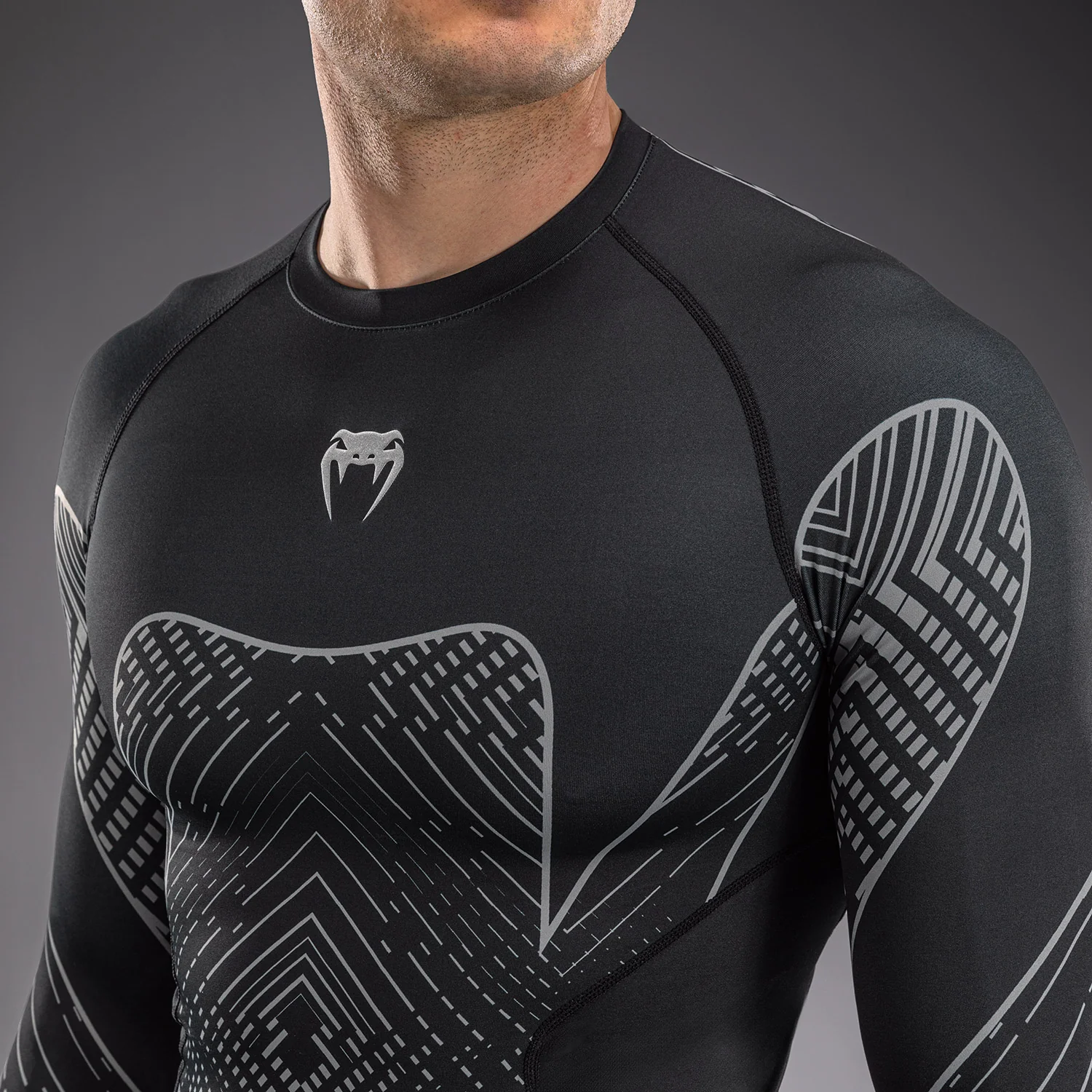 Venum Midnight Fury Long Sleeve Rashguard - Black/Grey/Silver - Image 7