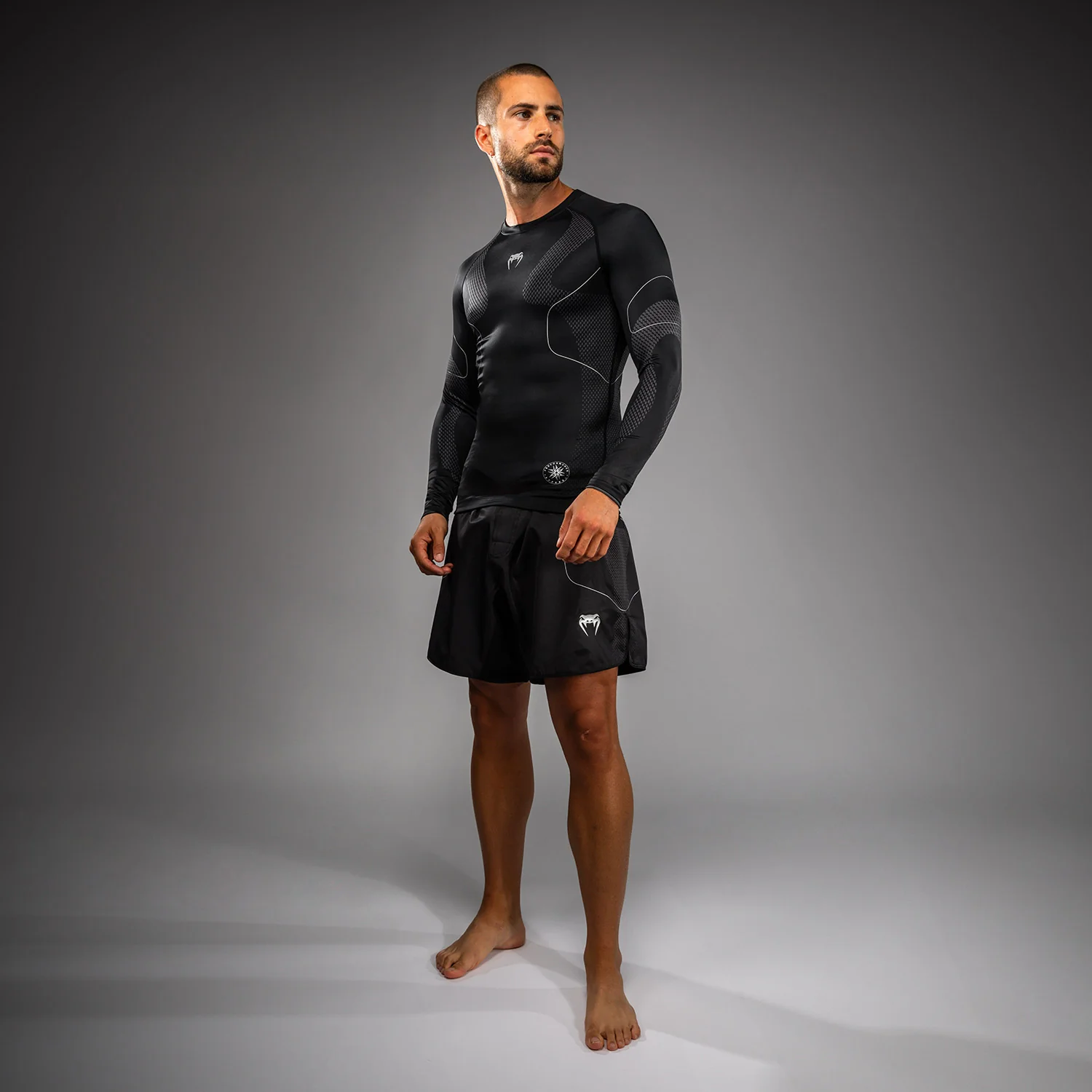 Venum Nexus Long Sleeve Rashguard - Black/Silver - Image 6