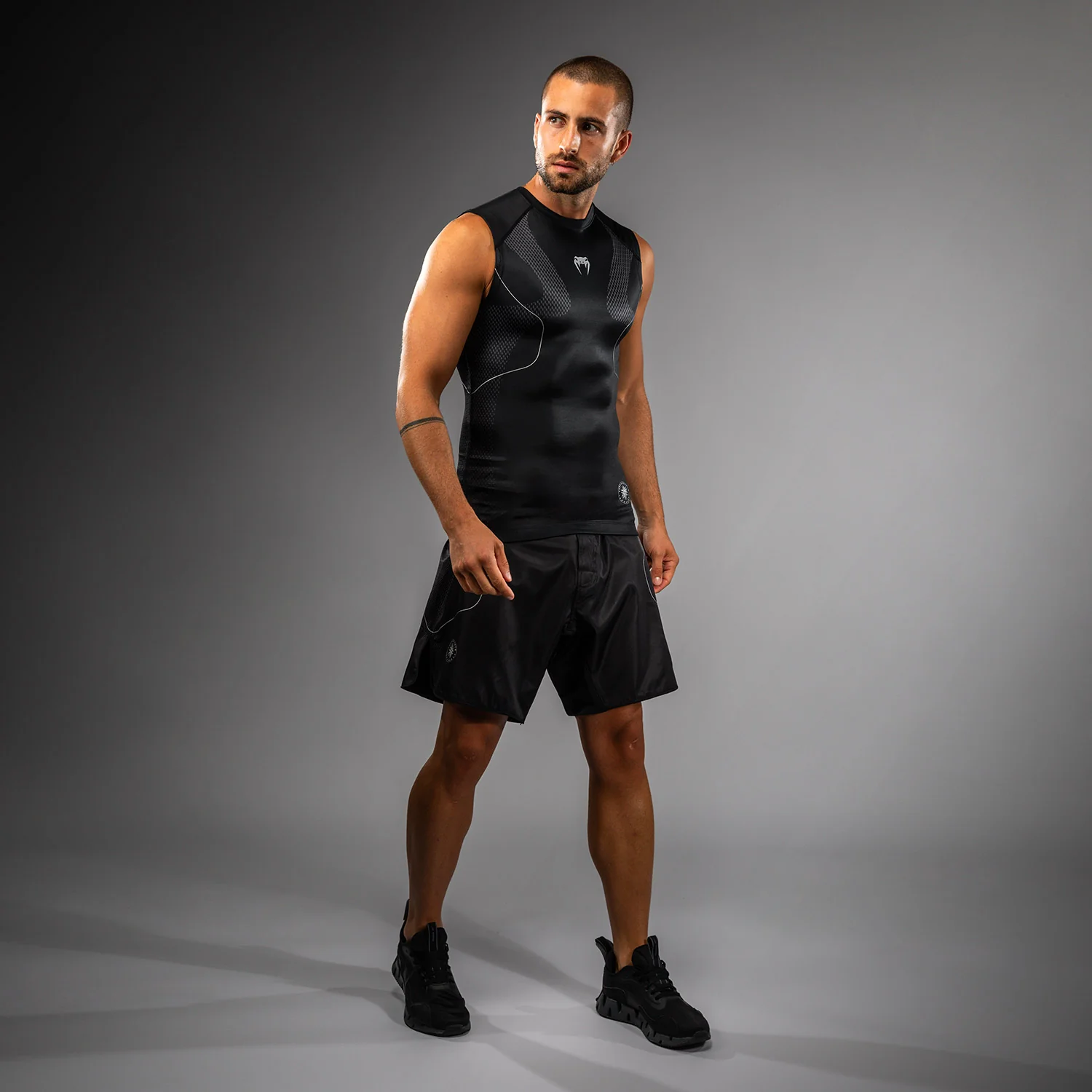 Venum Nexus Sleeveless Rashguard - Black/Silver - Image 6