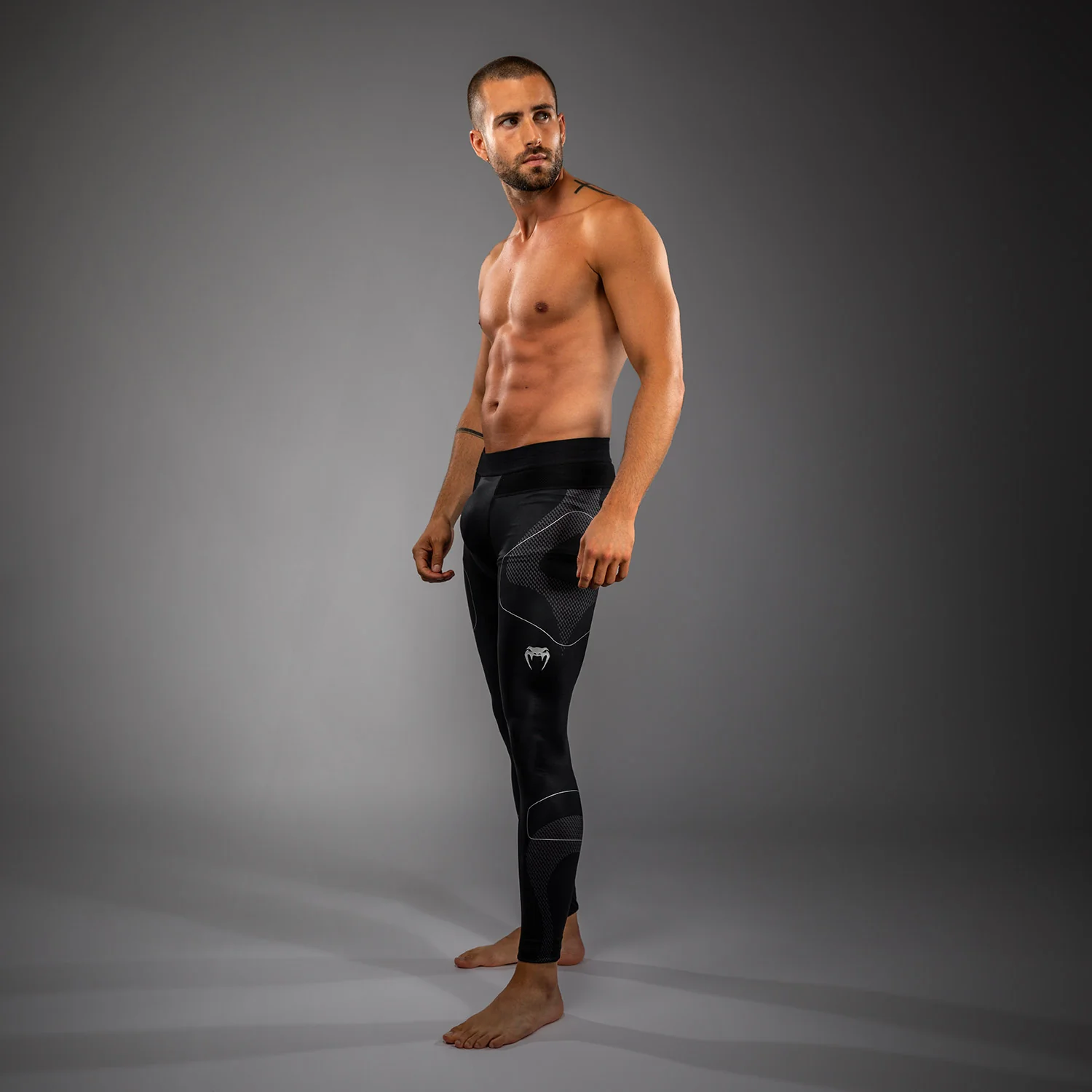 Venum Nexus Spats - Black/Silver - Image 2