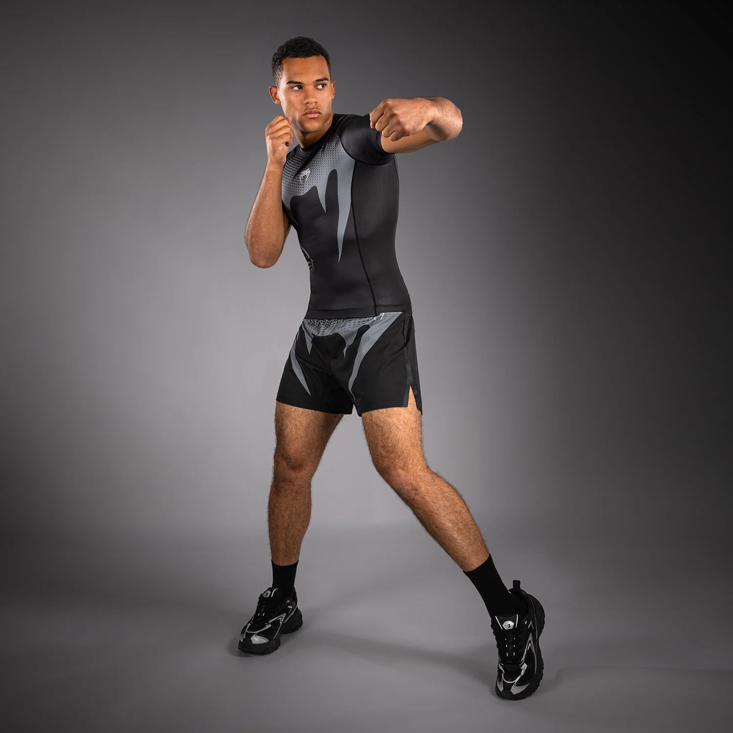 Venum No Gi Rashguards - Black/ Silver Grey - Image 6