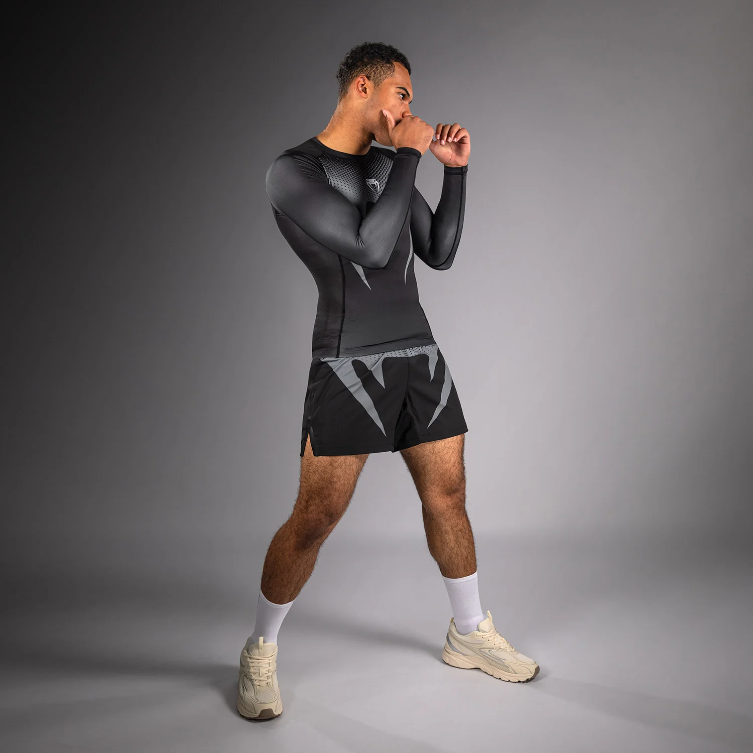 Venum No Gi Rashguards - Black/ Silver Grey - Image 6