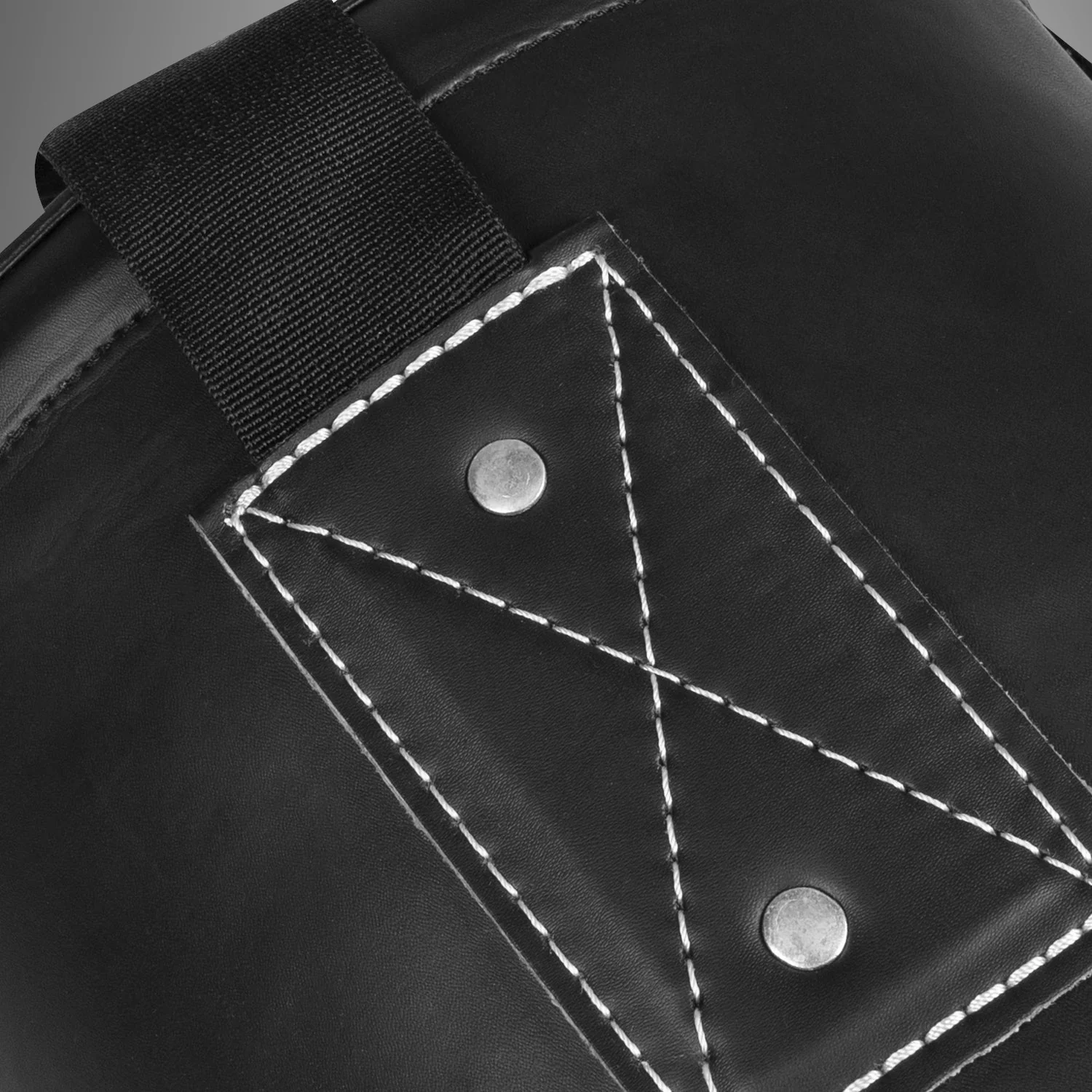 Venum Origins Punching Bag - Black/White (ceiling mount included) - Image 3