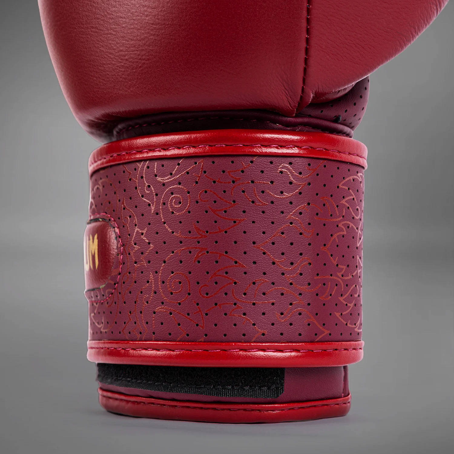 Venum Power 2.0 Boxing Gloves - Wine Liees - Image 5