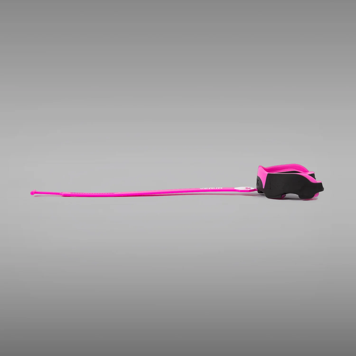 Venum Predator Mouthguard Strap/Straples - Black/Pink - Image 4
