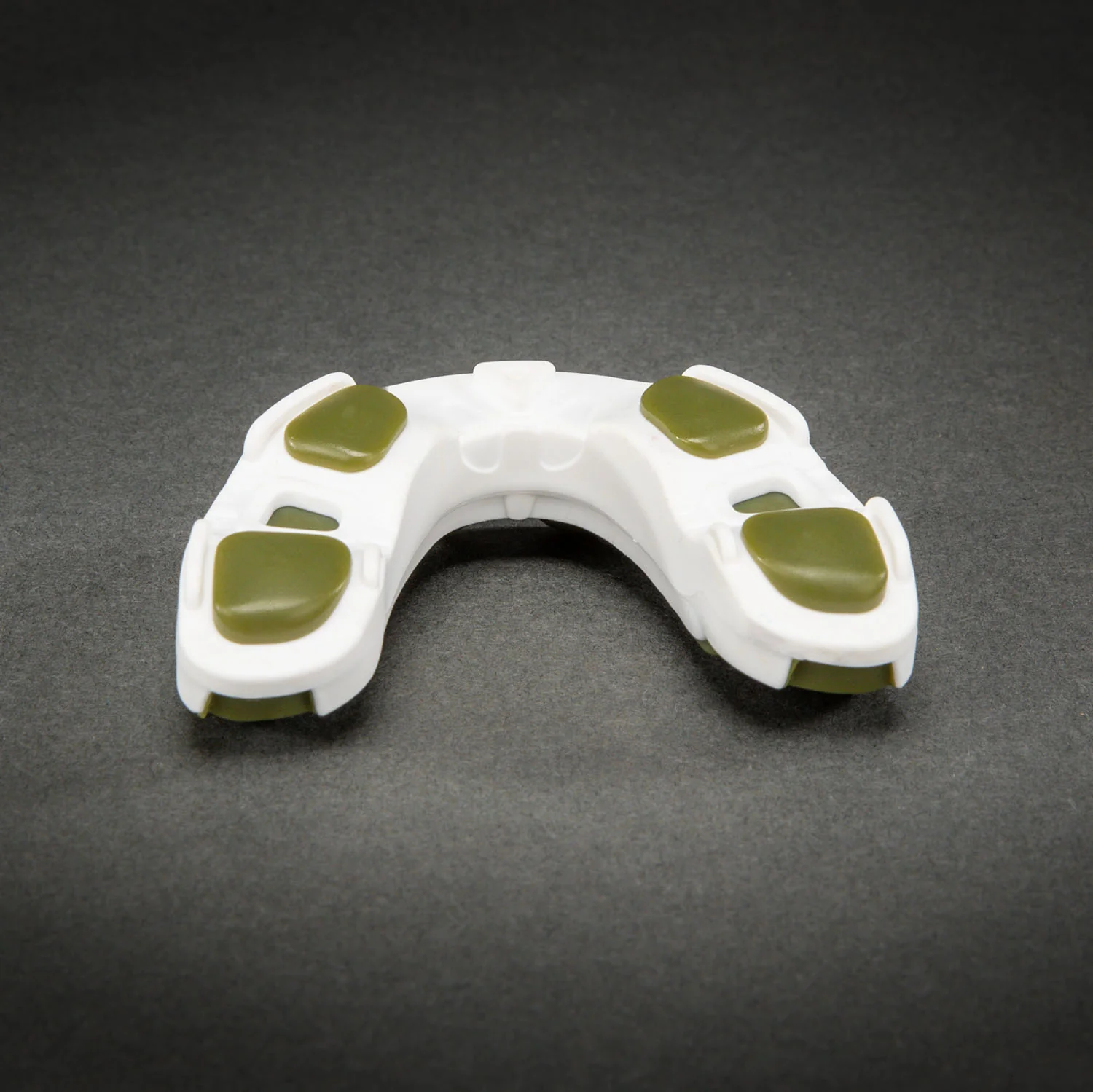 Venum Predator Mouthguard – White/Kaki - Image 5