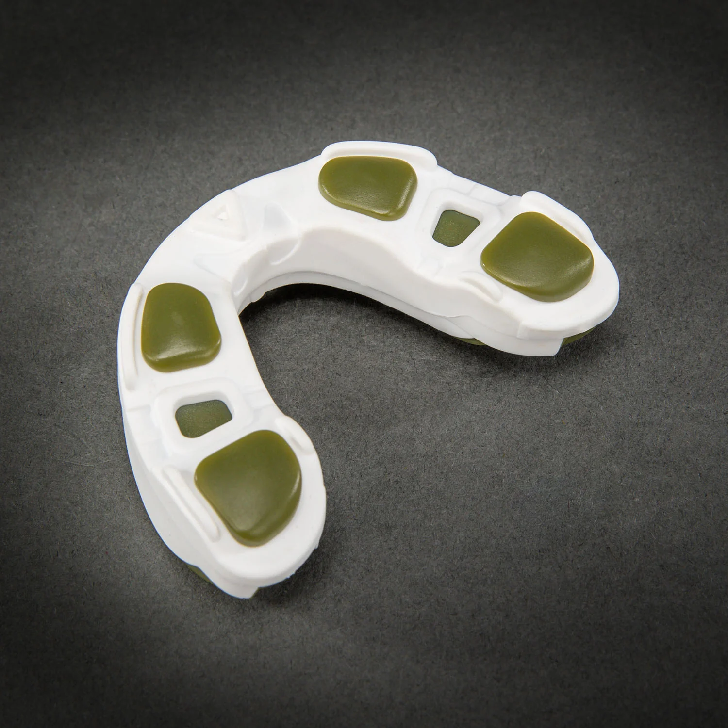Venum Predator Mouthguard – White/Kaki - Image 6