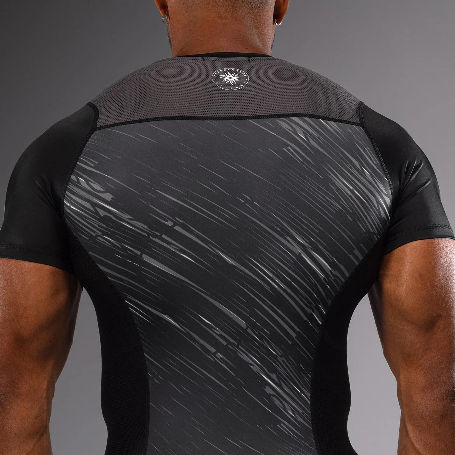 Venum Rapid Short Sleeve Rashguard - Black/Storm Grey - Image 3